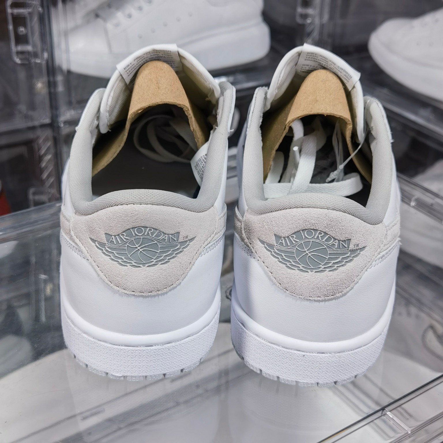 AirJordan1RetroLowOG“NeutralGrey”灰白CZ0790-1004040.54