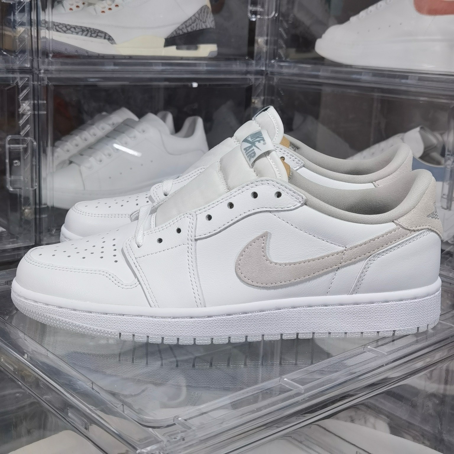 AirJordan1RetroLowOG“NeutralGrey”灰白CZ0790-1004040.54