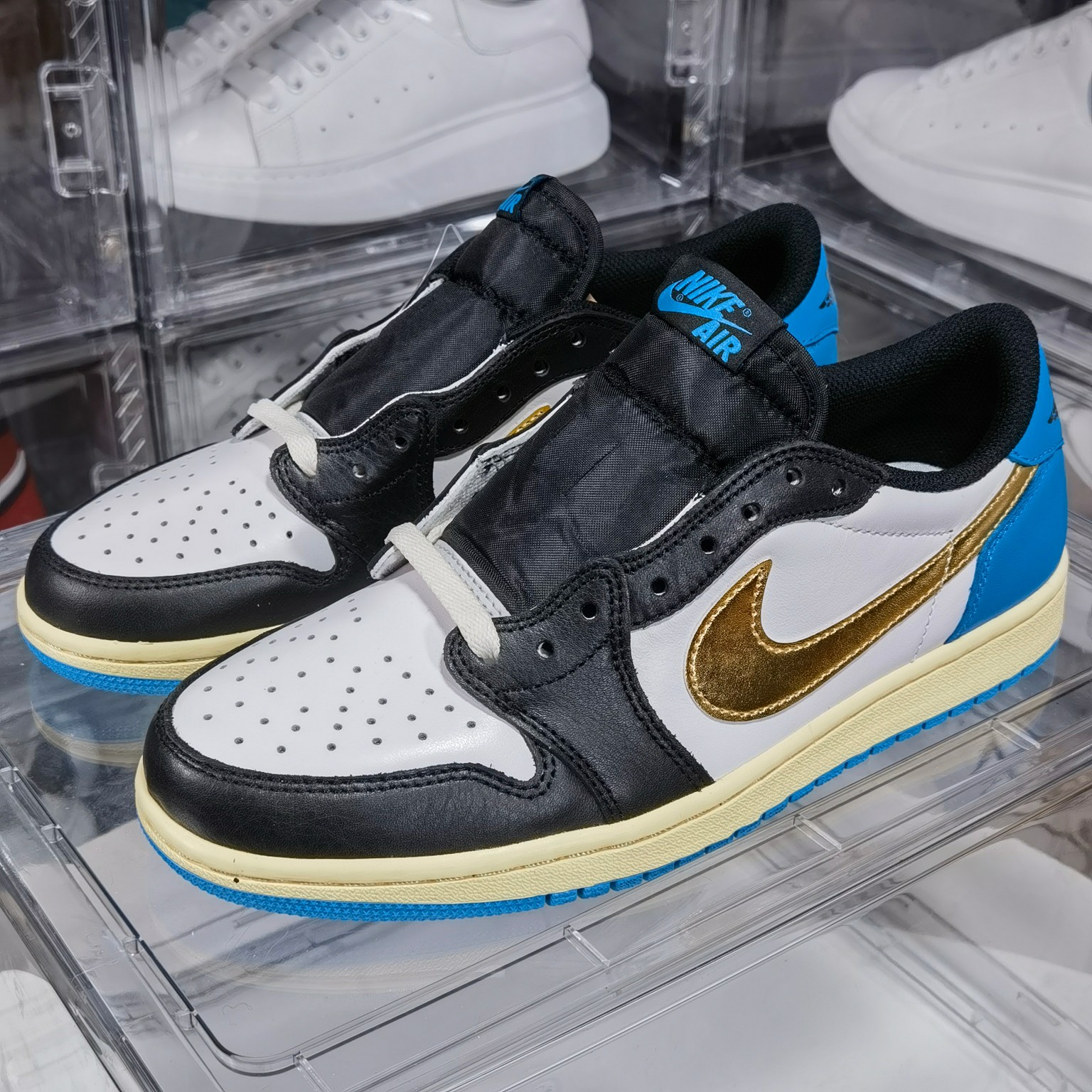 AirJordan1RetroLowOG“UNC”阿根廷CZ0790-1044040.5414242.5