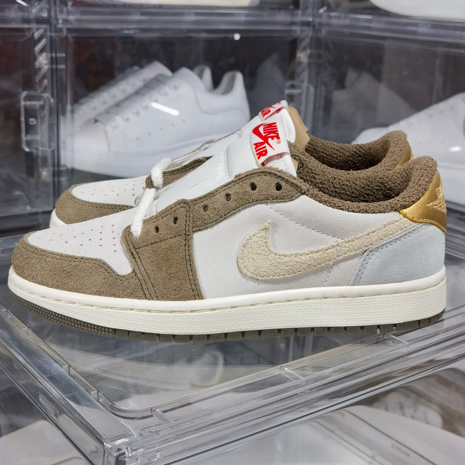 AirJordan1LowOGYearoftheRabbit兔年白棕色DV1312-2004040.54