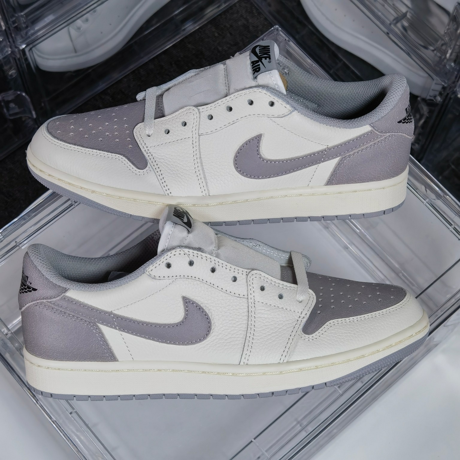 AirJordan1LowOG“AtmosphereGrey”灰色CZ0790-1014040.5414