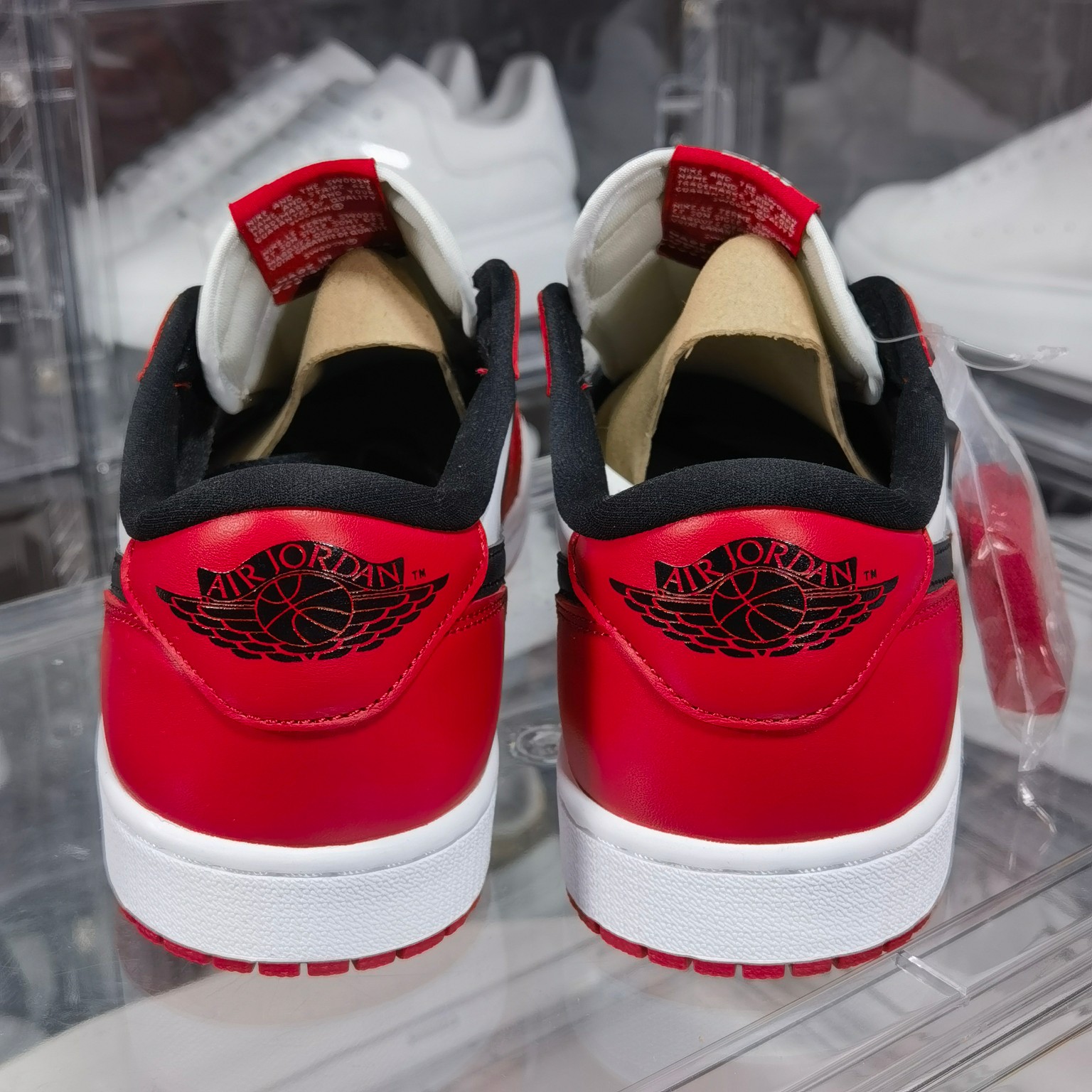 AirJordan1RetroLowChicago芝加哥AJ1芝加哥低帮705329-6004040.5