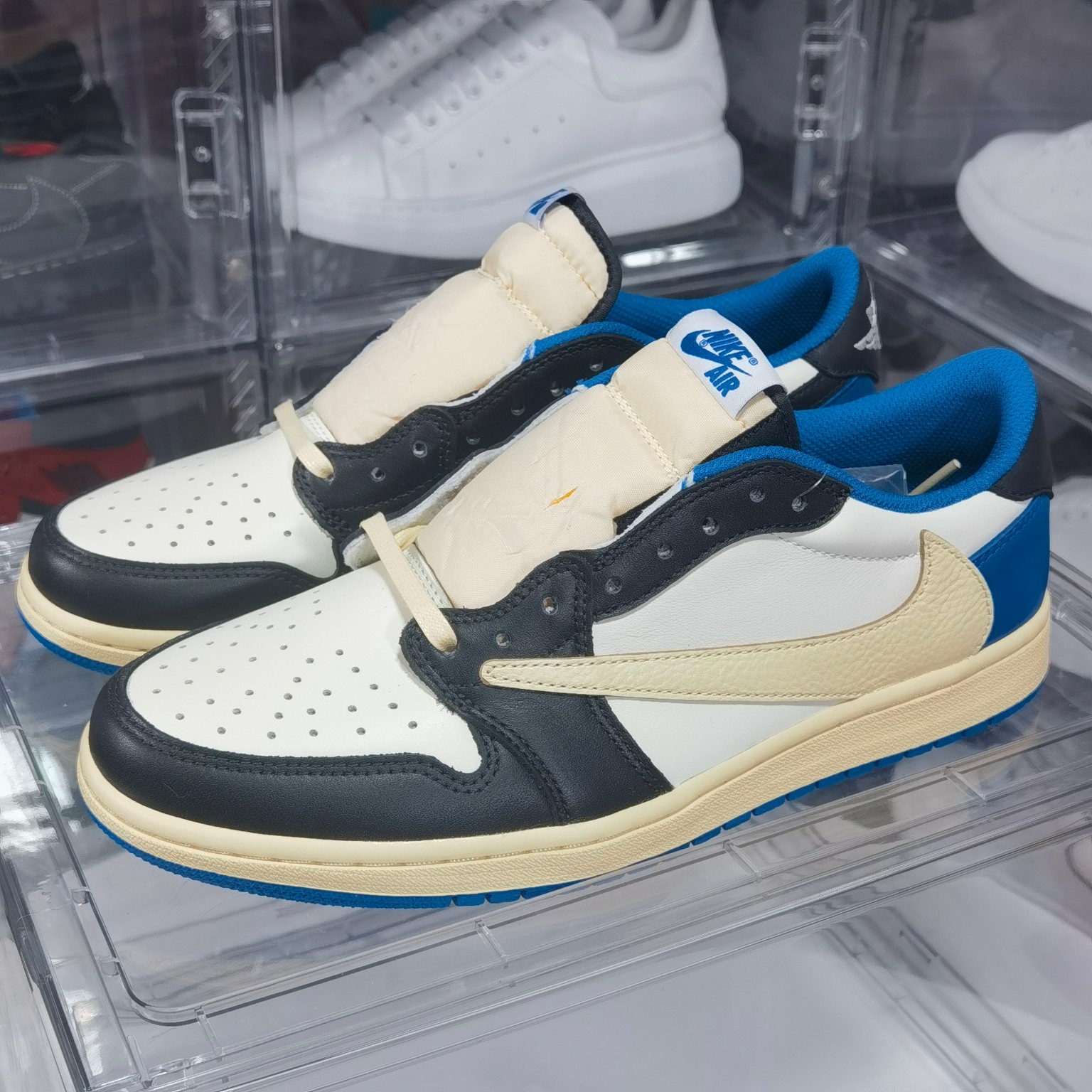 AJLow白蓝倒钩尺码40-47.5纯原特价出品-AirJordan1TravisScottxMilit