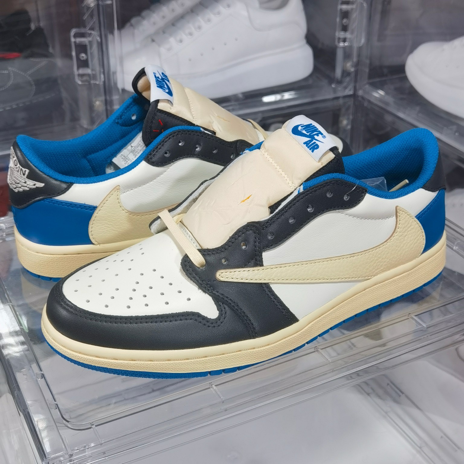 AJLow白蓝倒钩尺码40-47.5纯原特价出品-AirJordan1TravisScottxMilit