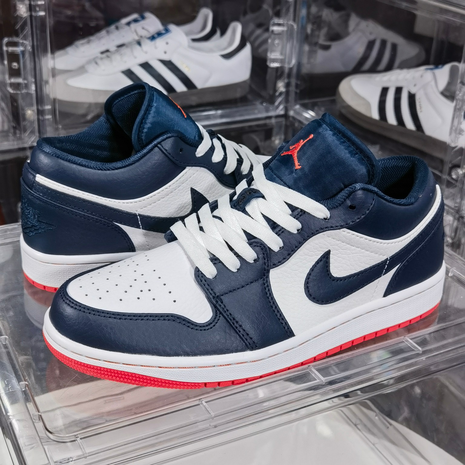 新版AirJordan1Low系列午夜蓝市场独家首发加入原厂折边工艺全进口电脑车全鞋原厂皮原辅料打造真原