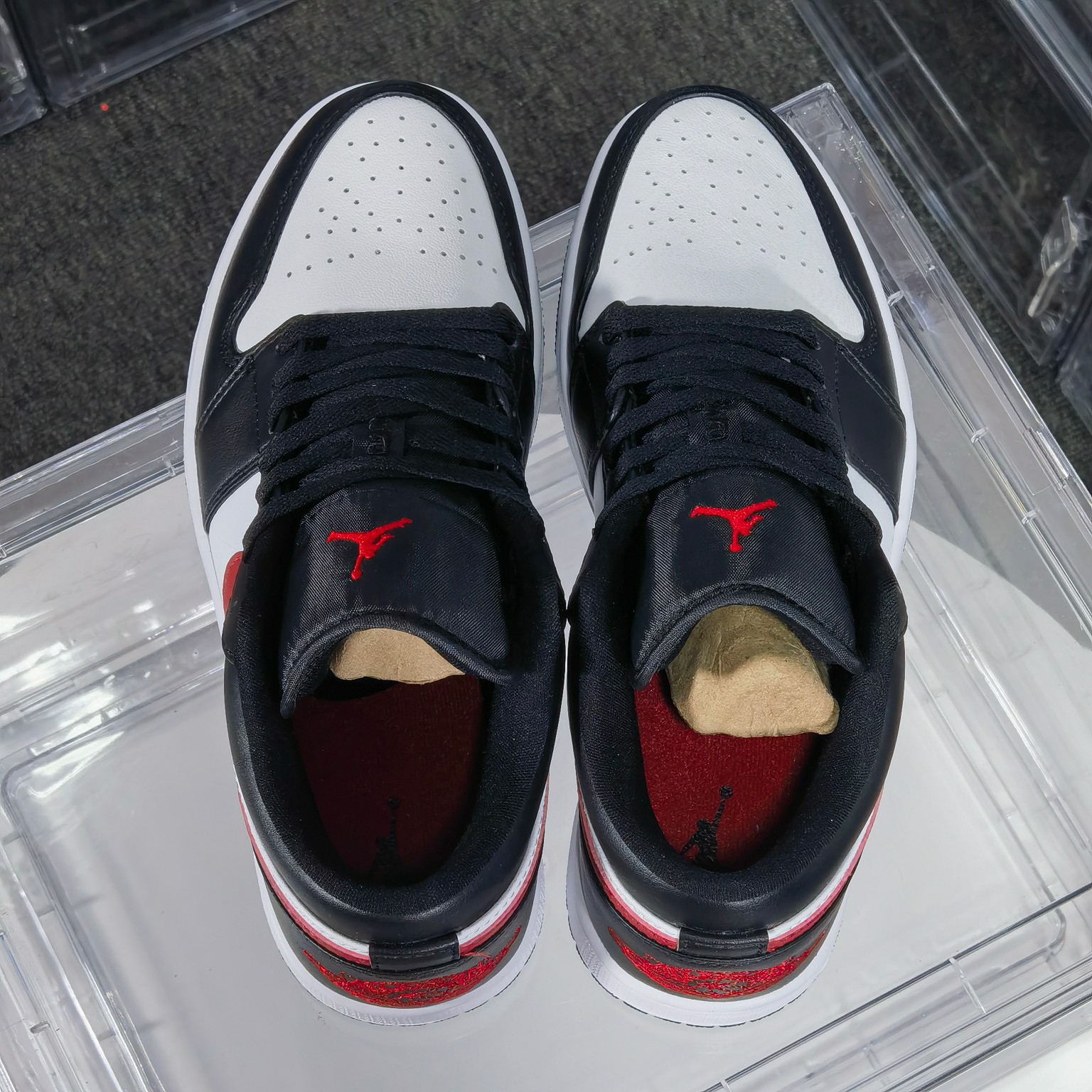 新版AirJordan1Low系列黑白红市场独家首发加入原厂折边工艺全进口电脑车全鞋原厂皮原辅料打造真原