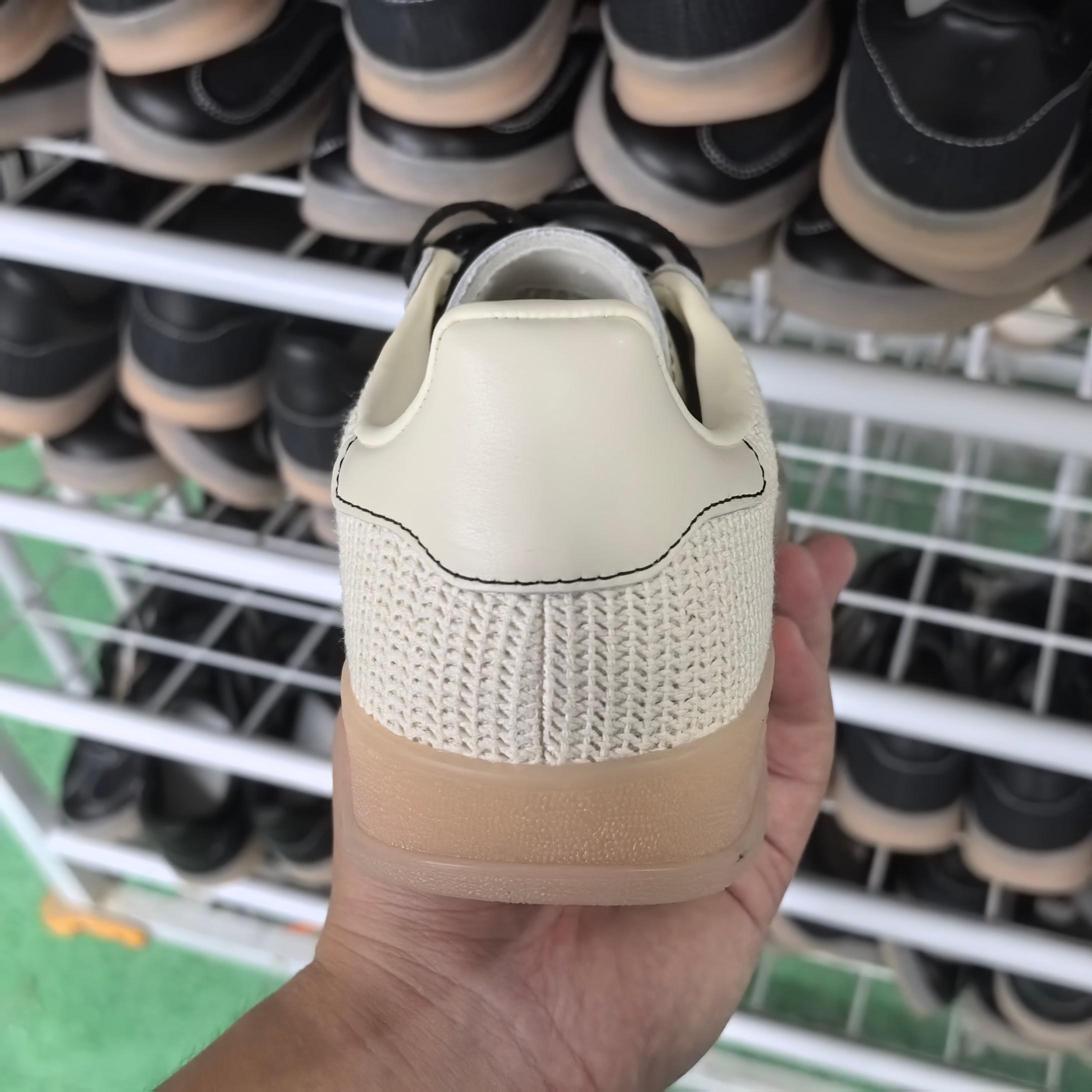 特价福利  德训Gazelle系列白网全头层出货 货号: JQ7083 尺码:35.5 36 36.5 37 38 38