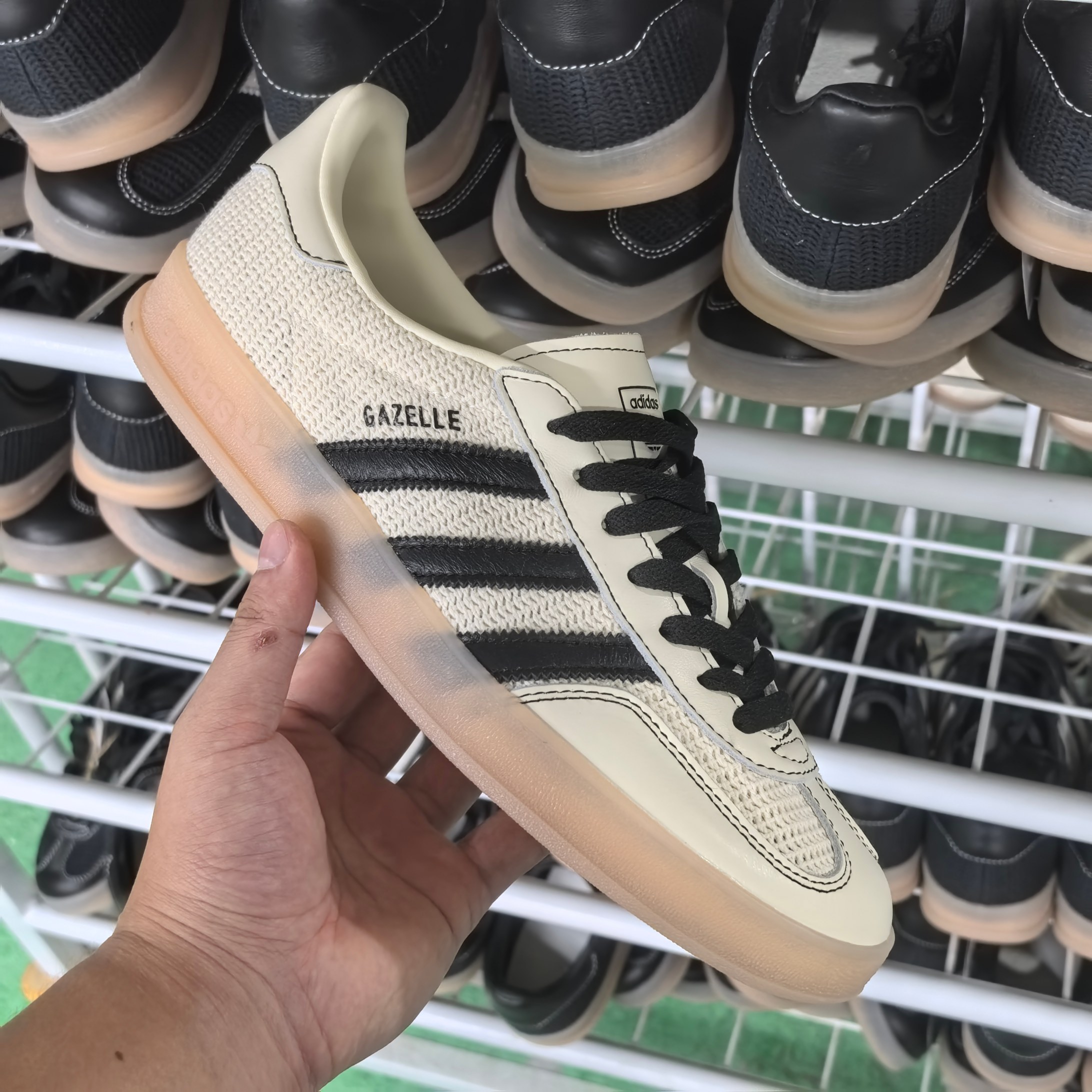 特价福利  德训Gazelle系列白网全头层出货 货号: JQ7083 尺码:35.5 36 36.5 37 38 38