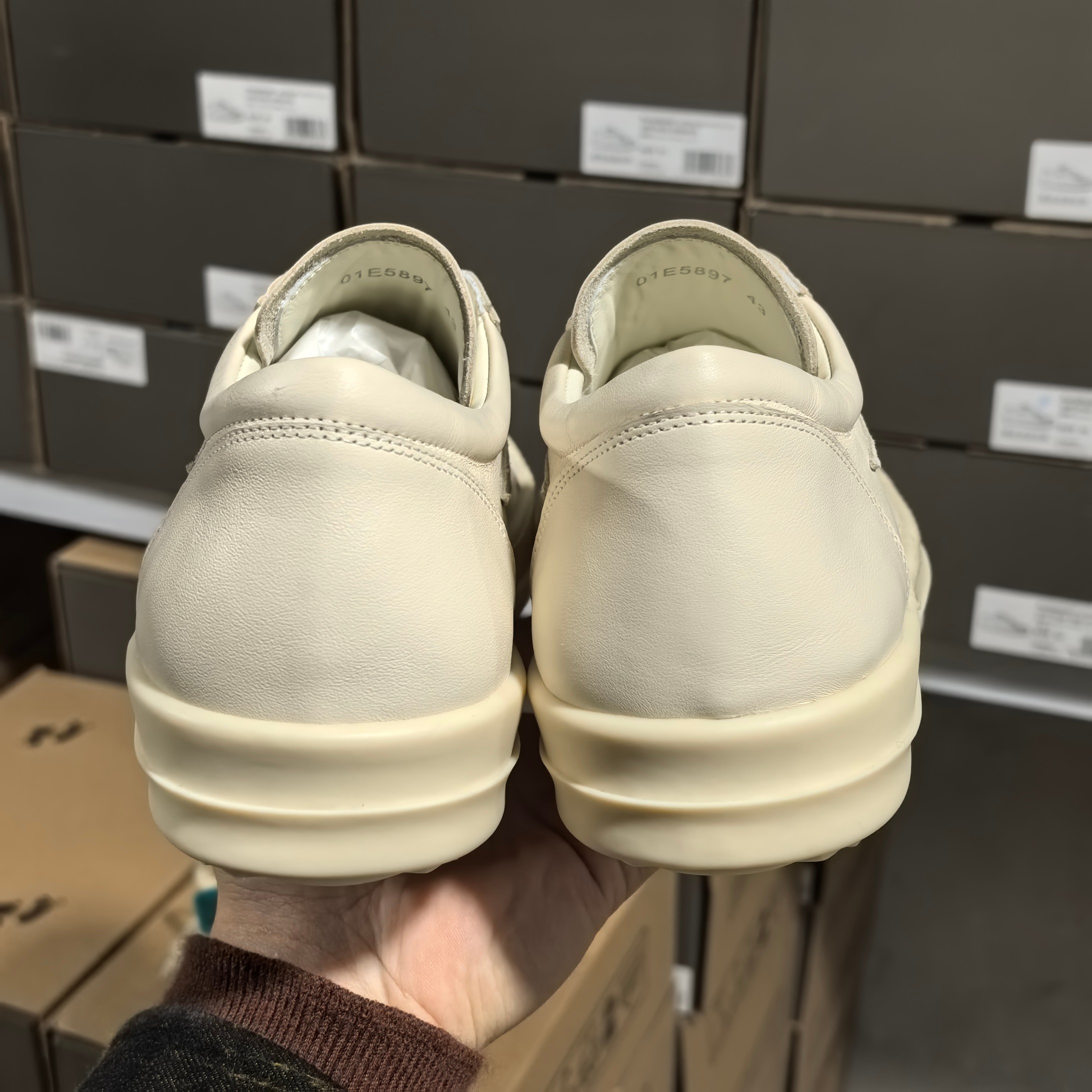 全码出货升级版本私人订单RO白色出货38 39 40 41 42 43 44 45 配色陆续更新 全码现