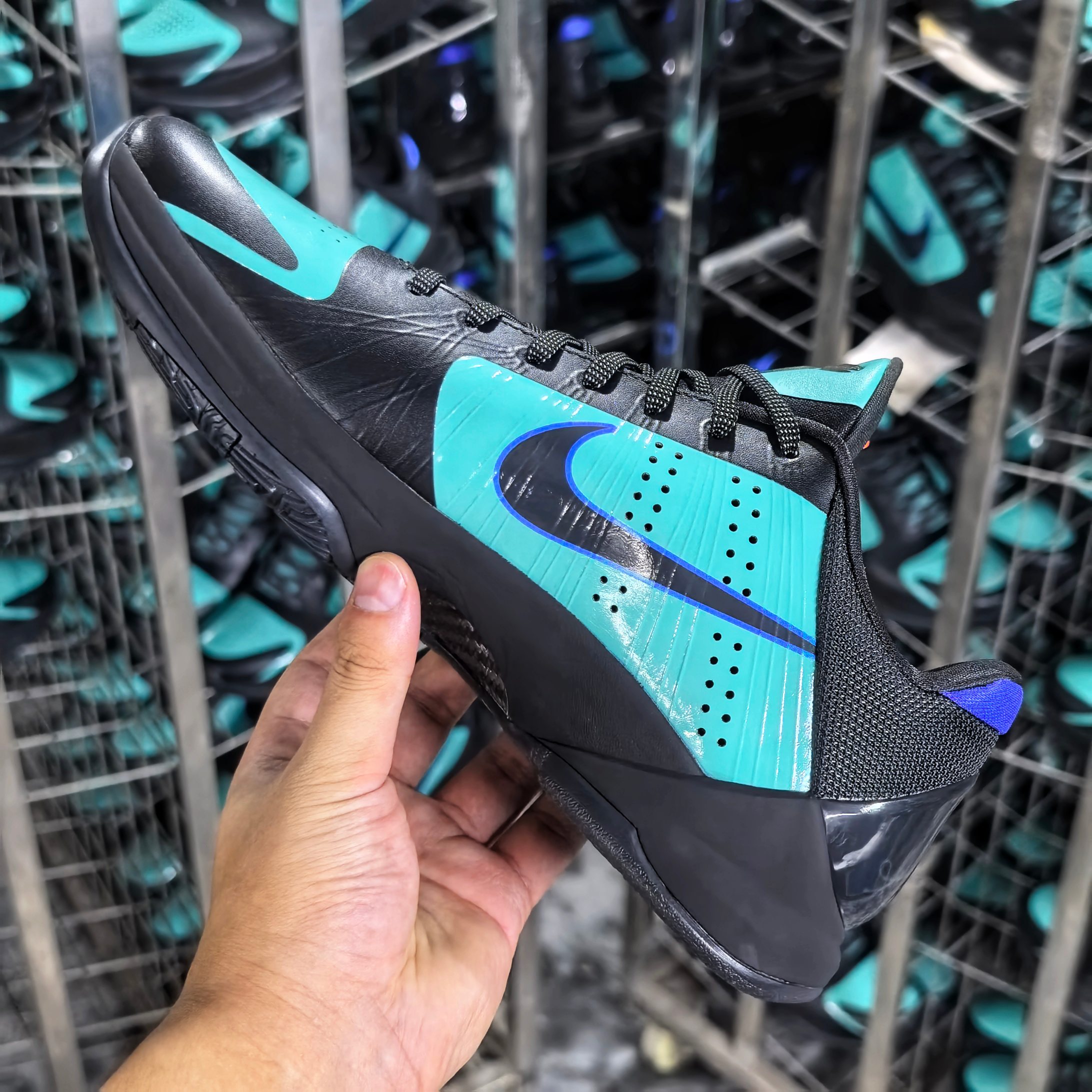 新品出货 STAR版本Nike Zoom Kobe 5 PROTRO EYBL P 百搭舒适 篮球鞋 黑绿色 40 40 新品出货 STAR版本Nike Zoom Kobe 5 PROTRO EYBL P 百搭舒适 篮球鞋 黑绿色 40 40