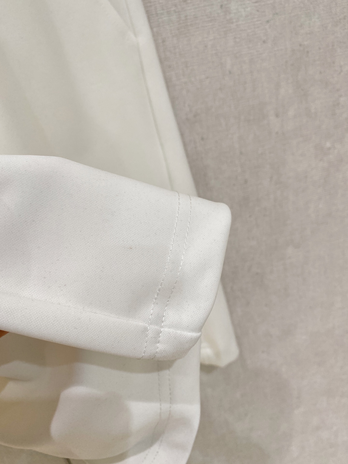 Loro Piana 春夏新款男士休闲短裤 五分裤 高端货简洁时尚大方定制原版进口面料简洁利落又清爽品质