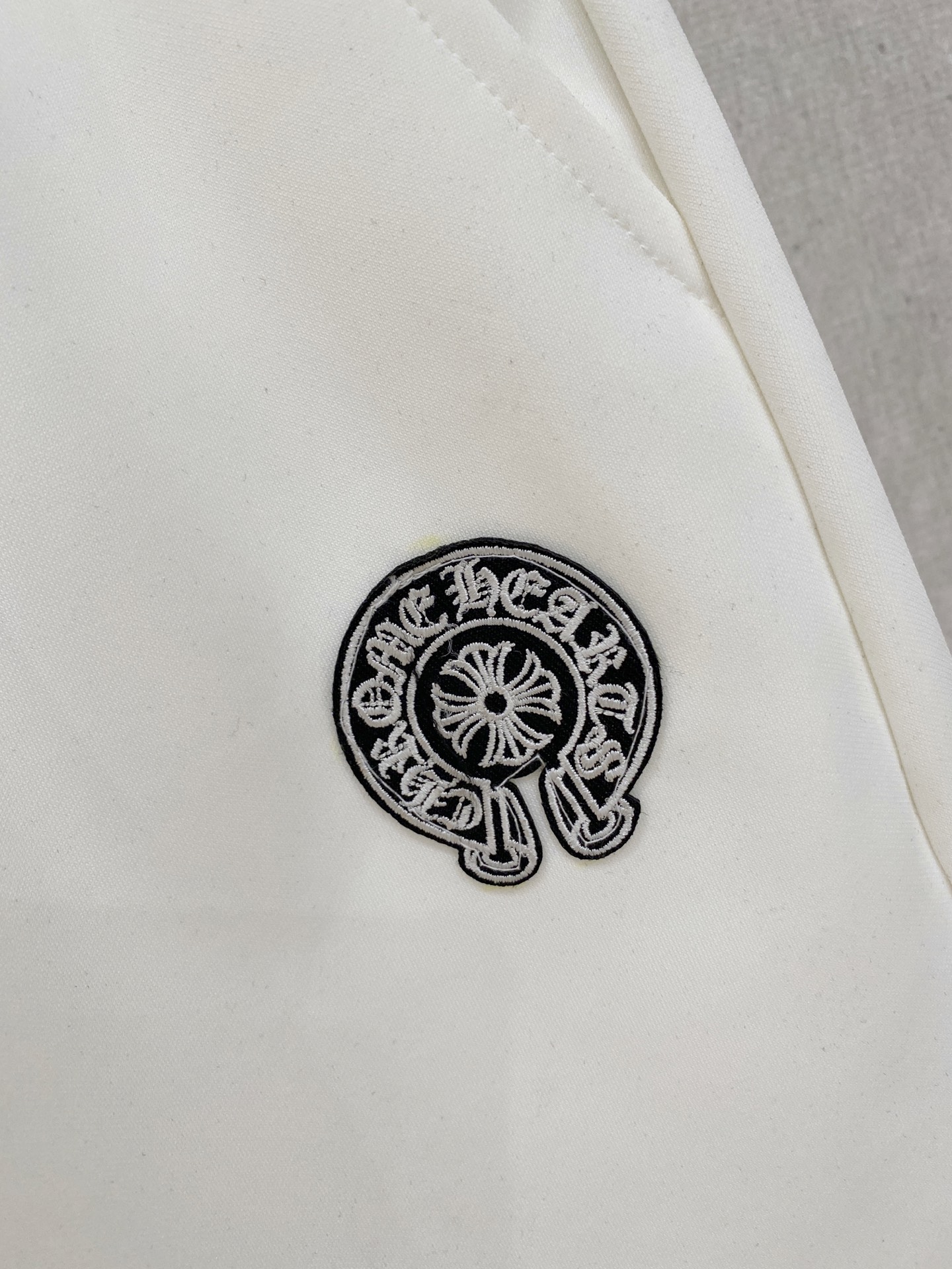 克罗心 2026春夏新款男士休闲短裤 五分裤 高端货简洁时尚大方定制原版进口面料简洁利落又清爽品质做工细