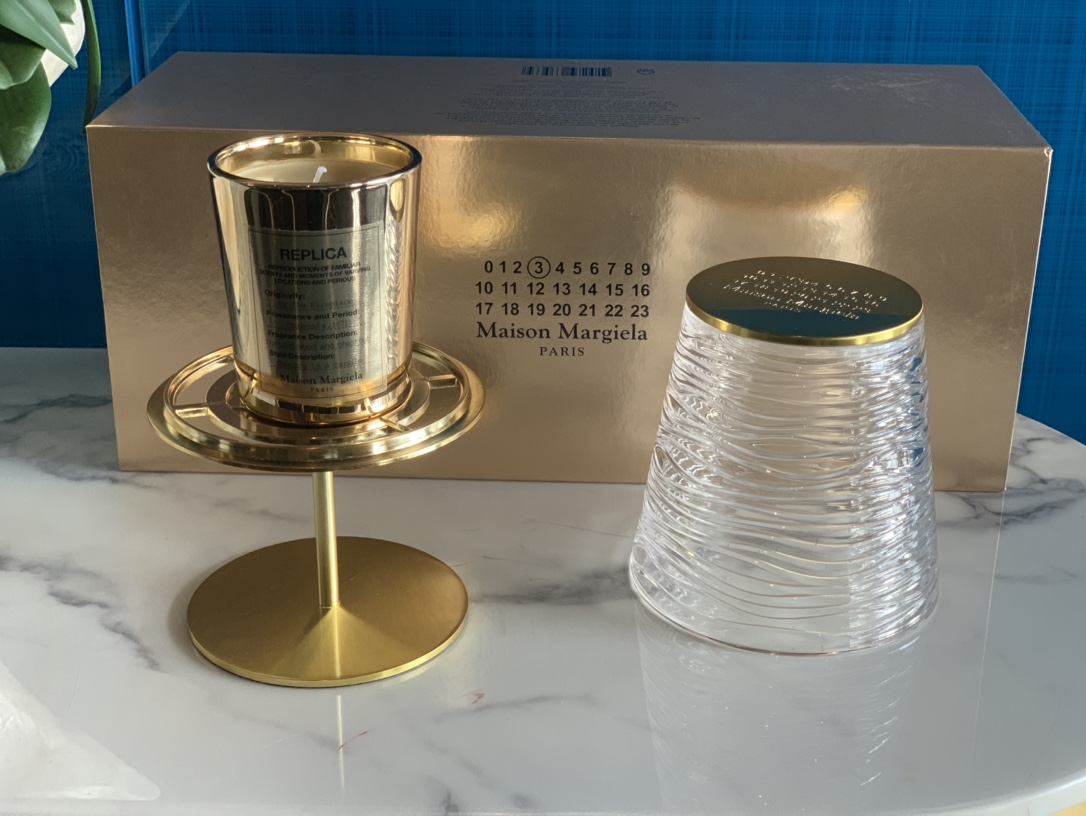 Gilded Candleholder - Comprehensive 5