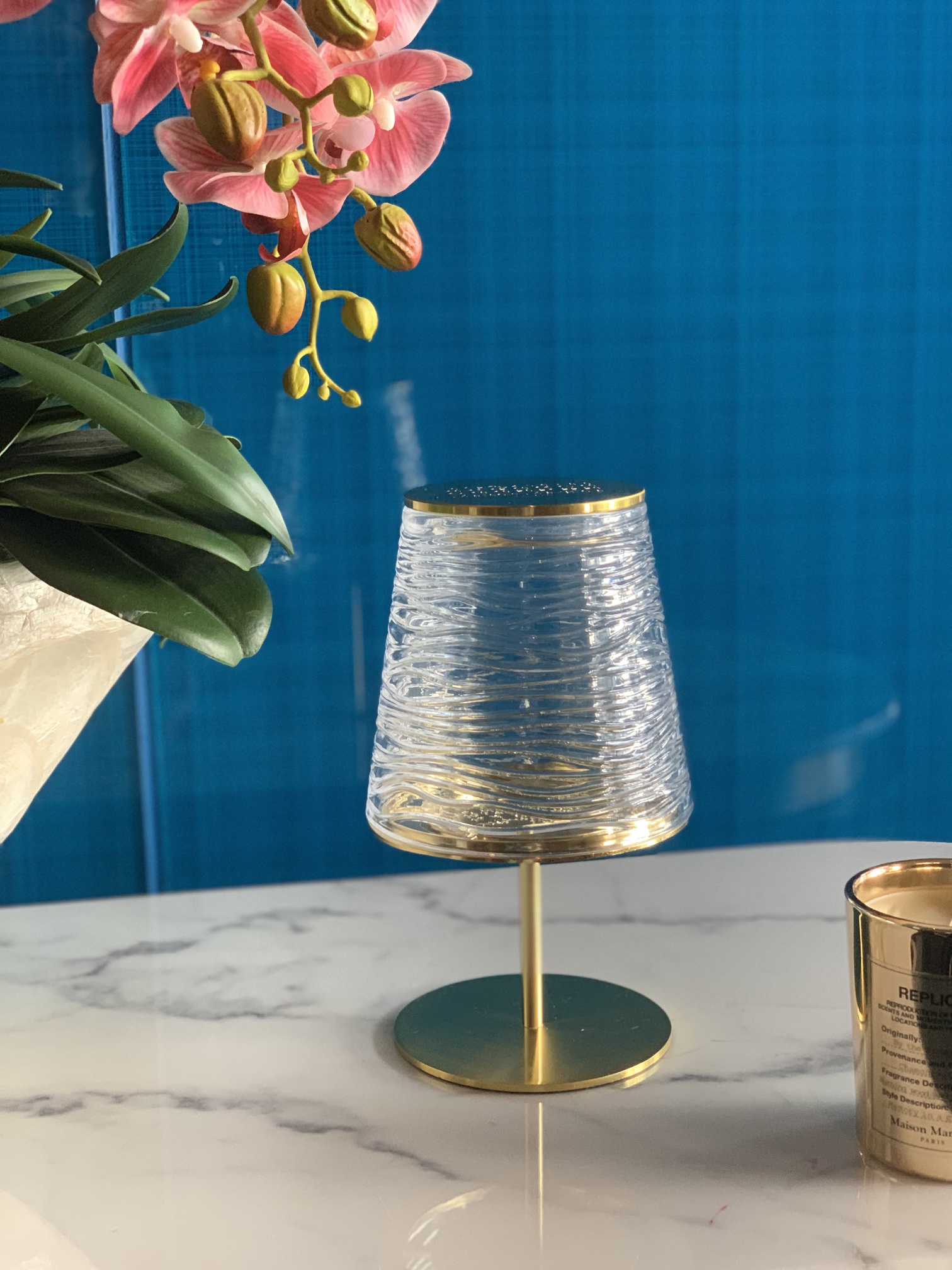 Gilded Candleholder - Comprehensive 6