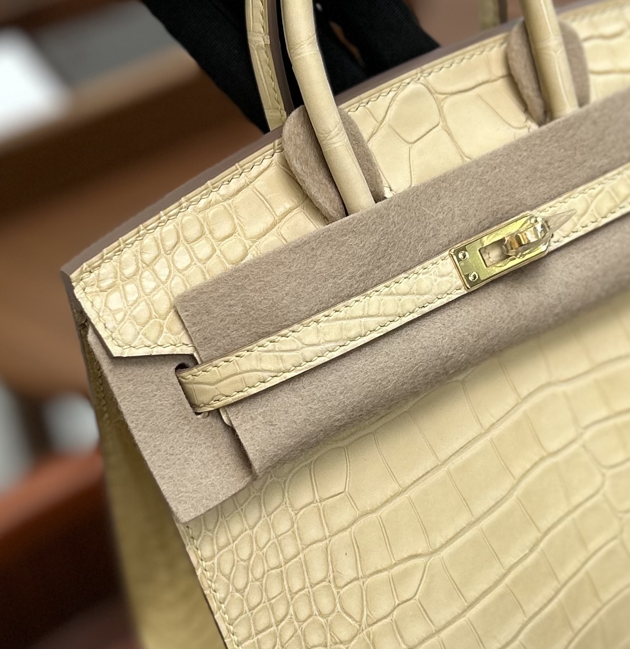 bk20香草色雾面美洲金扣 新做到货～