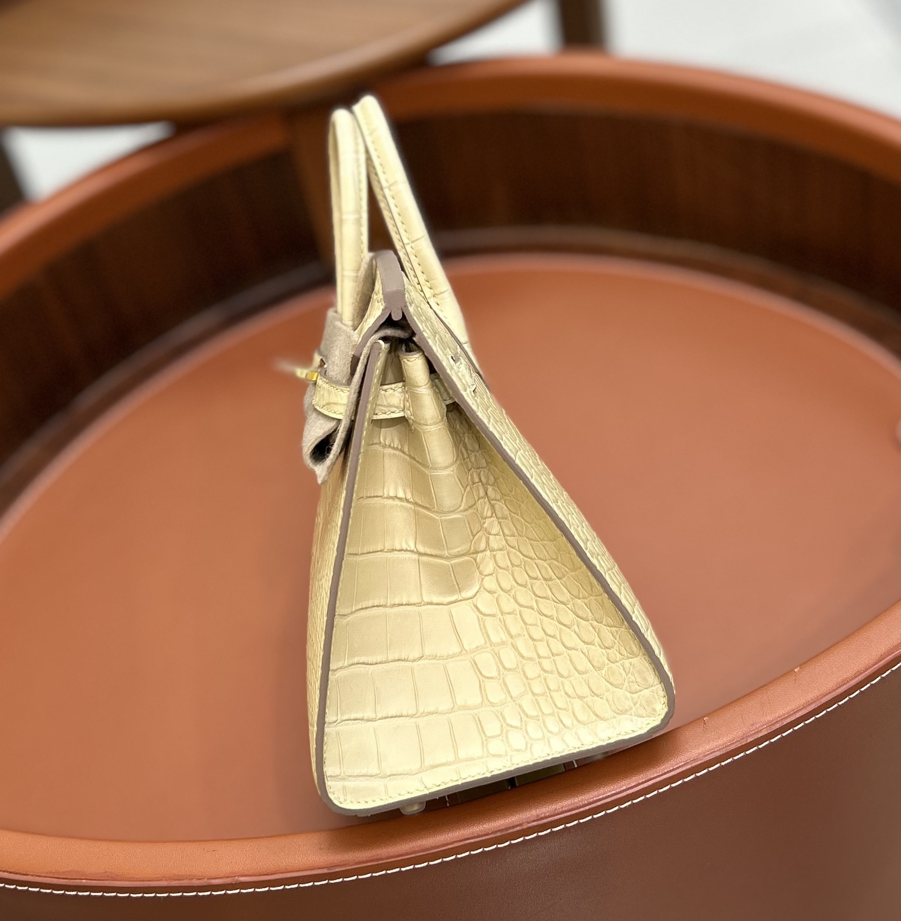 bk20香草色雾面美洲金扣 新做到货～