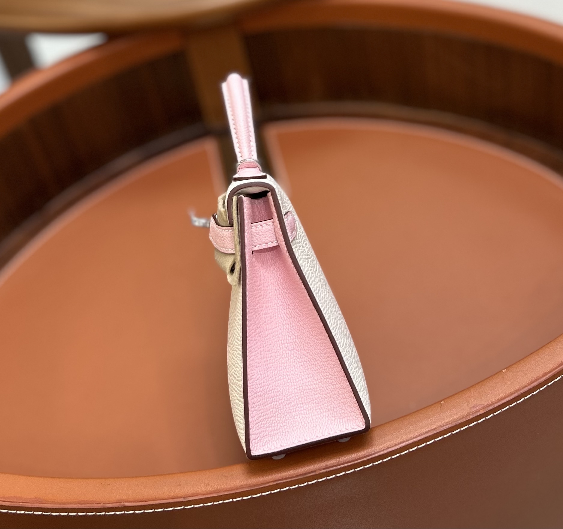 二代 樱花粉拼奶油白山羊皮银扣 新补货～