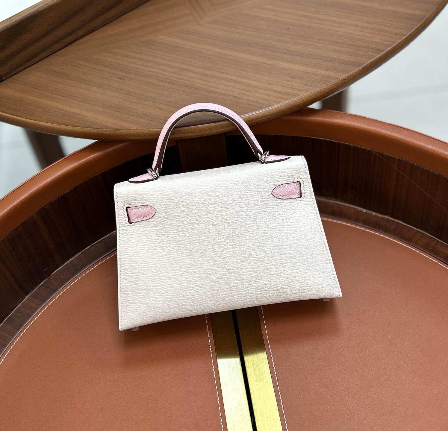 二代 樱花粉拼奶油白山羊皮银扣 新补货～