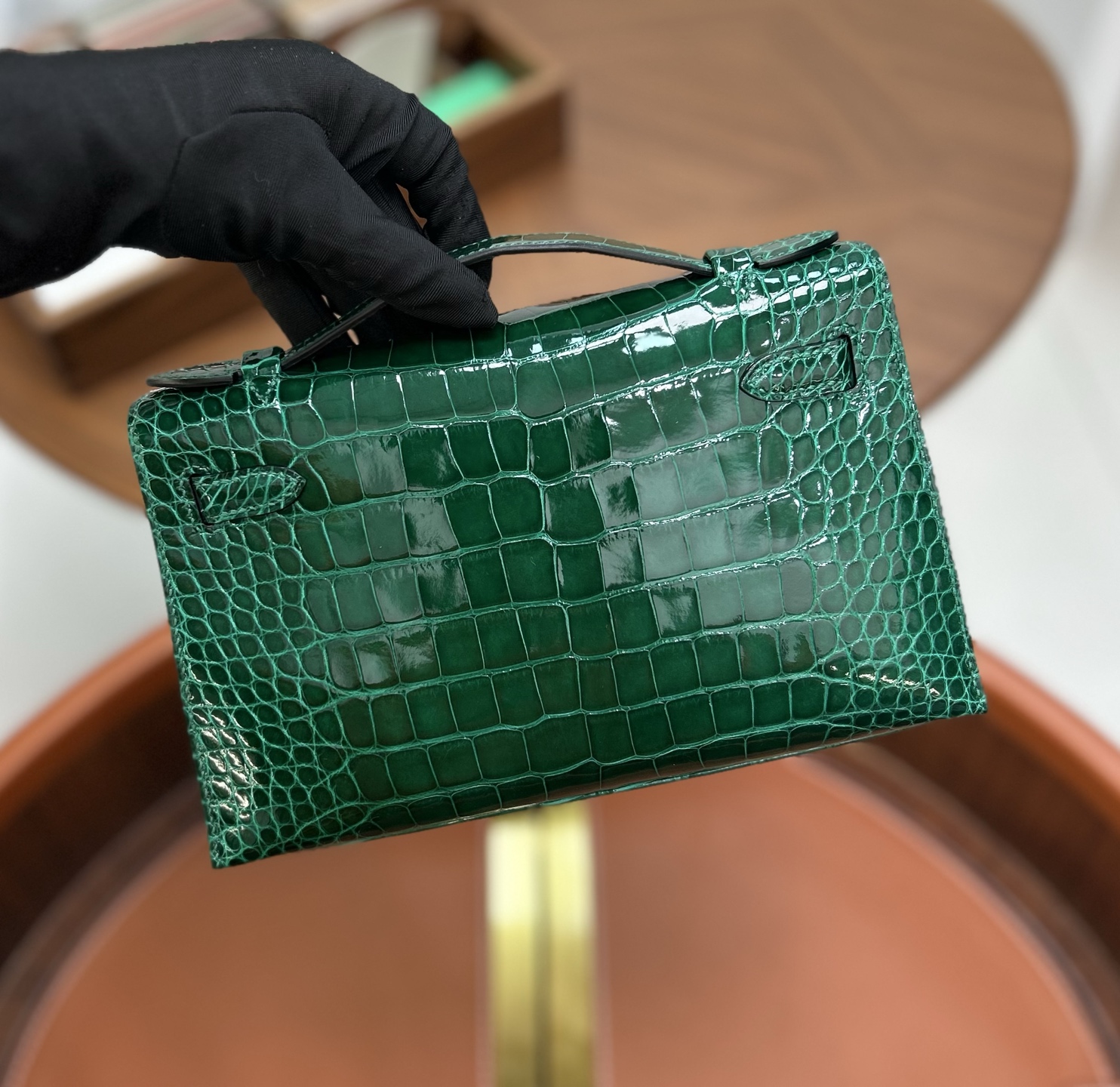 一代翡翠绿亮面美洲金扣 新做到货～