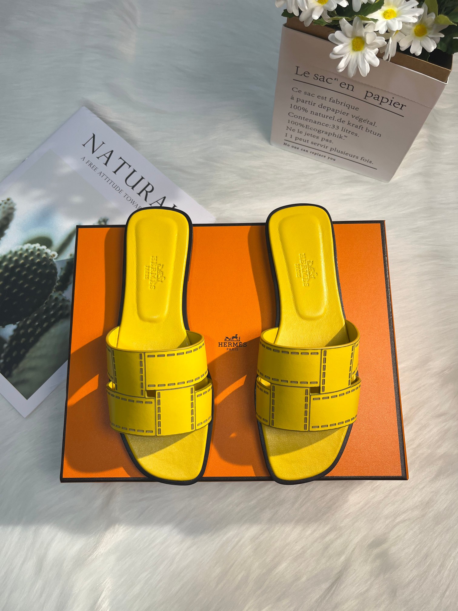 NO:256691,New colors, full midsole, new version (Hermès) Packaging upgrade, upgraded version workmanship materials. Hermes market's highest version of pure handmade shoes, top-grade product Hermes slippers —————————————————————————————————————————————————————————————————————————————————————————————————————————————————————————————————————————————————————————————————————————————————————————————————————————————————————————————————————————————————————————————————————————————————————————————————————————————————————————————————————————————————————————————————————————————————————————————————————————————————————————————————————————————————————————————————————————  High-end customization, exclusive products, the industry's highest version uses Hermers upper imported cowhide   original custom-grade Australian sheepskin footbed   genuine leather sole (pursuing top walking comfort) ~~ Please pay attention to packaging top exclusive box Original top quality on sale ━━━━━━━━━━━━━━━━━━━━━━━━━━━━━━━━━━━━━━━━━━━━━━━━━━━━━━━━━━━━━━━━━━━━━━━━━━━━━━━━━━━━━━━━━━━━━━━━━━━━━━━━━━━━━━━━━━━━━━━━━━━━━━━━━━━━━━━━━━━━━━━━━━━━19860909新色,中底全包,全新改版（Hermès） 包装升级,版型做工材料升级. Hermes市场最高版本纯手工鞋 顶级产品爱马仕拖鞋 —————————— 早春新款原版一样, 师傅级纯手工打造 ！高端定制,独家产品,行业最高版本采用Hermers鞋面意大利进口牛皮 原版订制级澳洲羊皮垫脚 真皮大底（追求顶级行走舒适度）～～ 包装注意包装顶级专属盒 原版顶级品质开售━━━━Hermes━━━━━ size35-40（34.41.42定做不退换） 格平跟240,拖鞋,hermes,hermes,slippers,cowhide,sheepskin,Leather soles,Women's Shoes