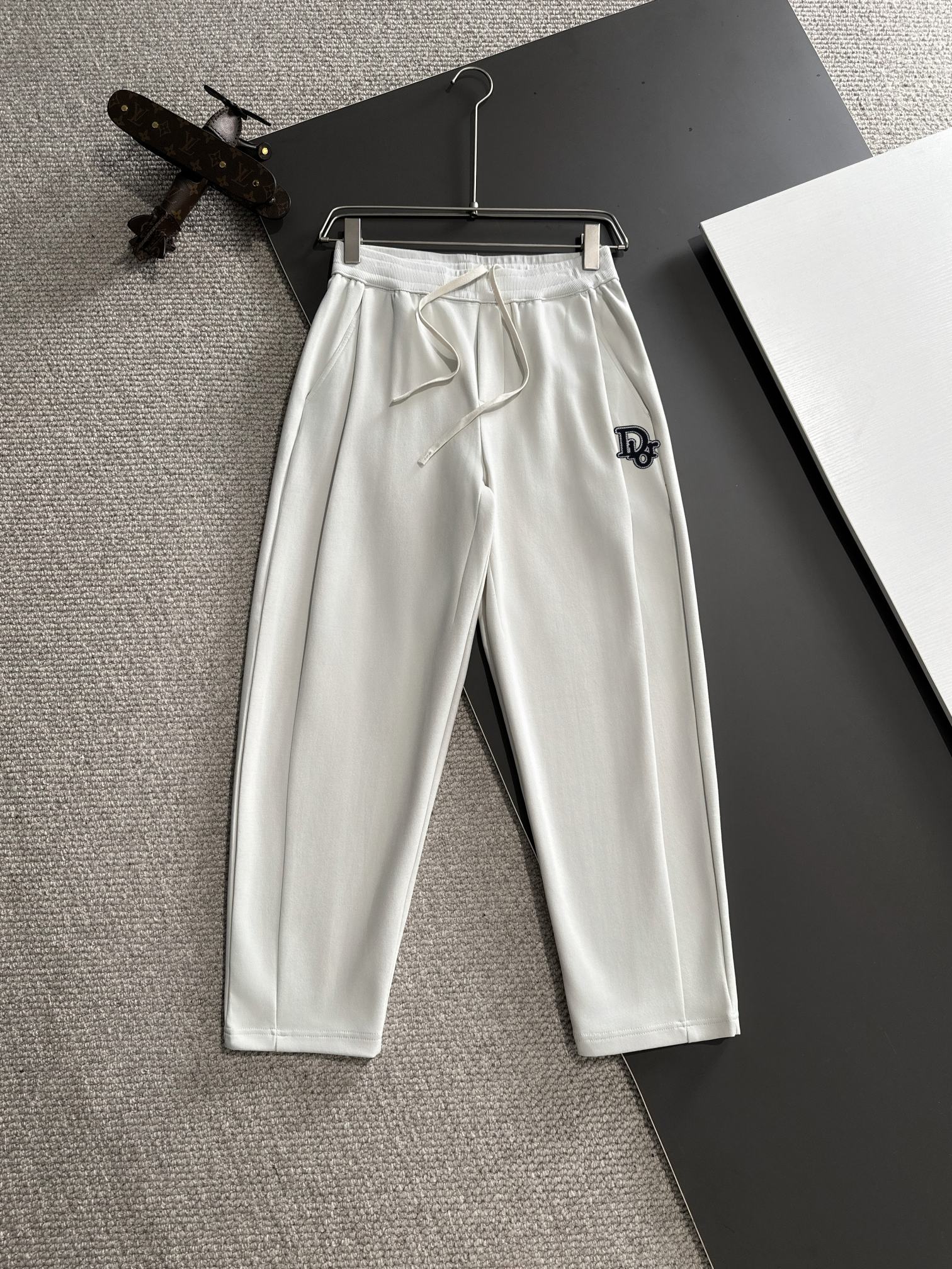 Dior Ropa Pantalones Réplica de calidad AAA
 Colección otoño – invierno Casual