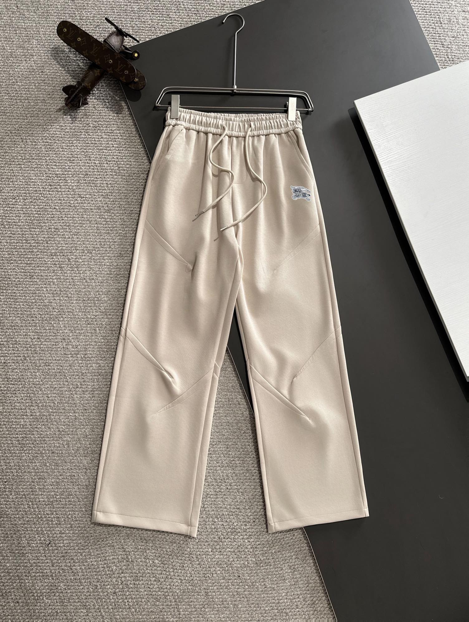 Envío al día siguiente, Burberry, nuevos pantalones casuales con elástico para otoño-invierno 2024, tela personalizada …