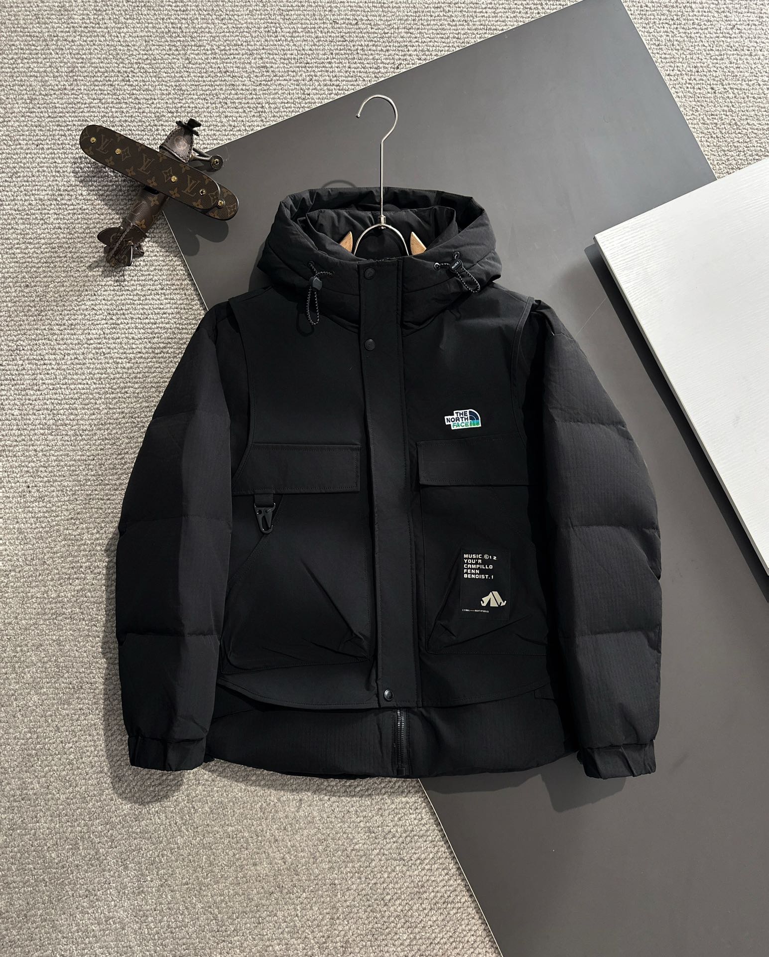 Envío al día siguiente. The North Face 🔥🔥 Alta personalización. Última chaqueta de plumas con capucha del sitio web o…