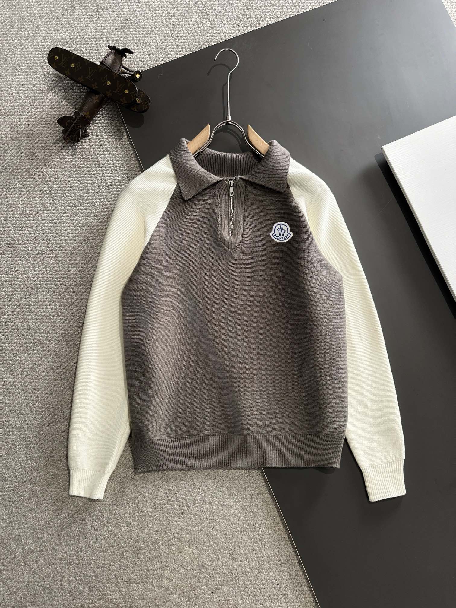 Montclair 2024 colección de otoño-invierno más reciente, suéter de cuello vuelto, ¡artículo popular en venta en tiendas…