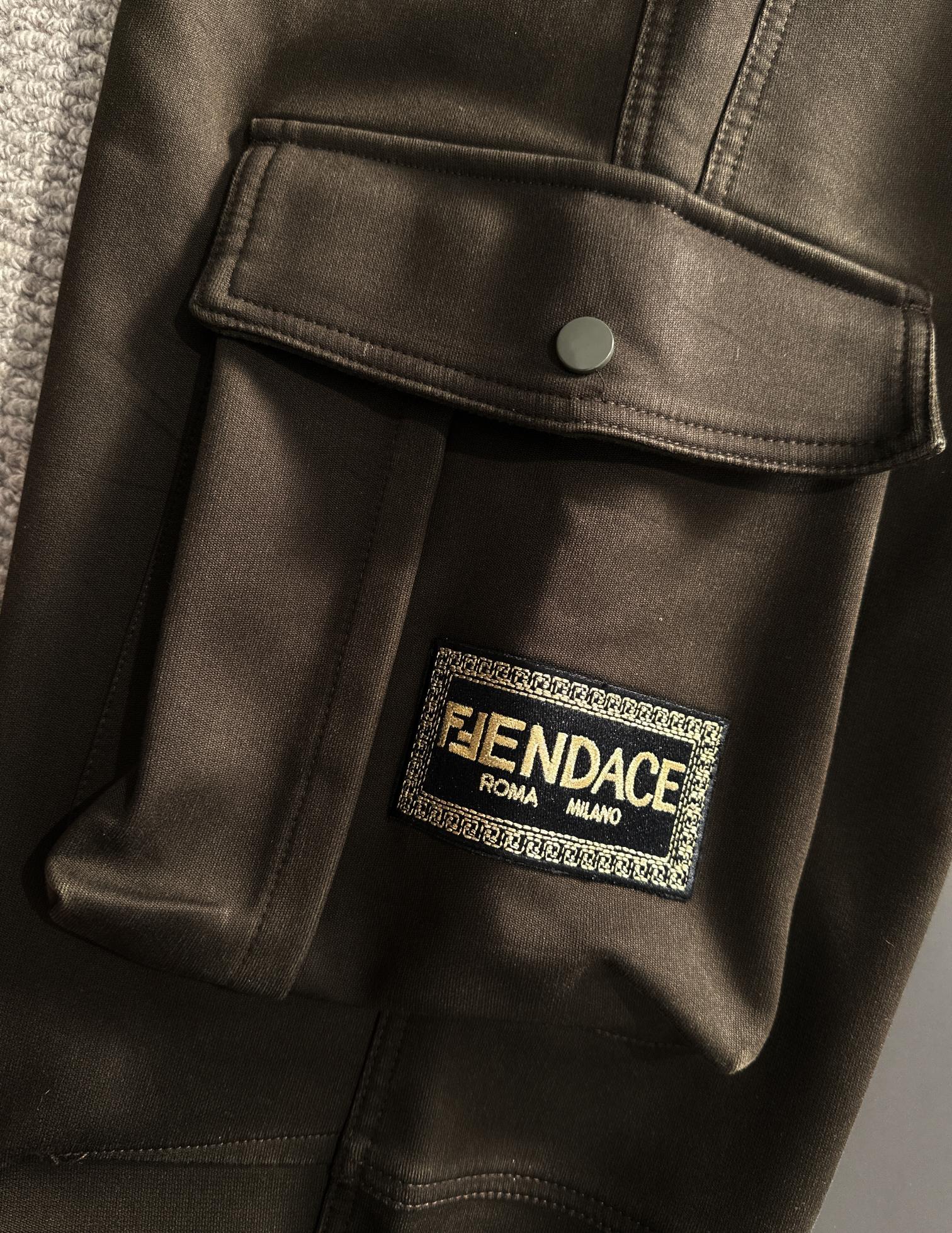 Trendy Leisure Pants 2024: Thick Velvet, Tailored Faceware, High Quality Design - 图片 5