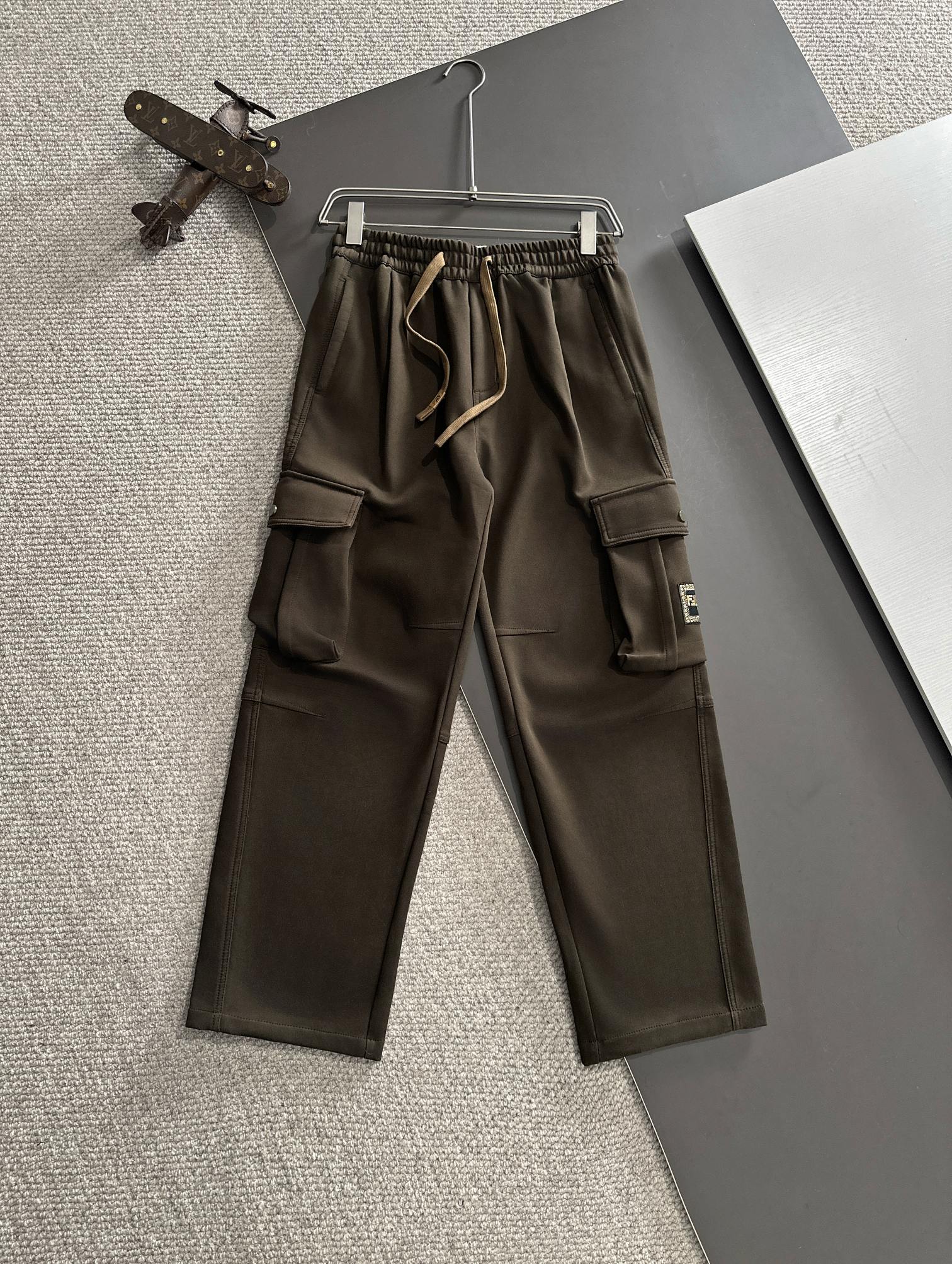 Trendy Leisure Pants 2024: Thick Velvet, Tailored Faceware, High Quality Design - 图片 1