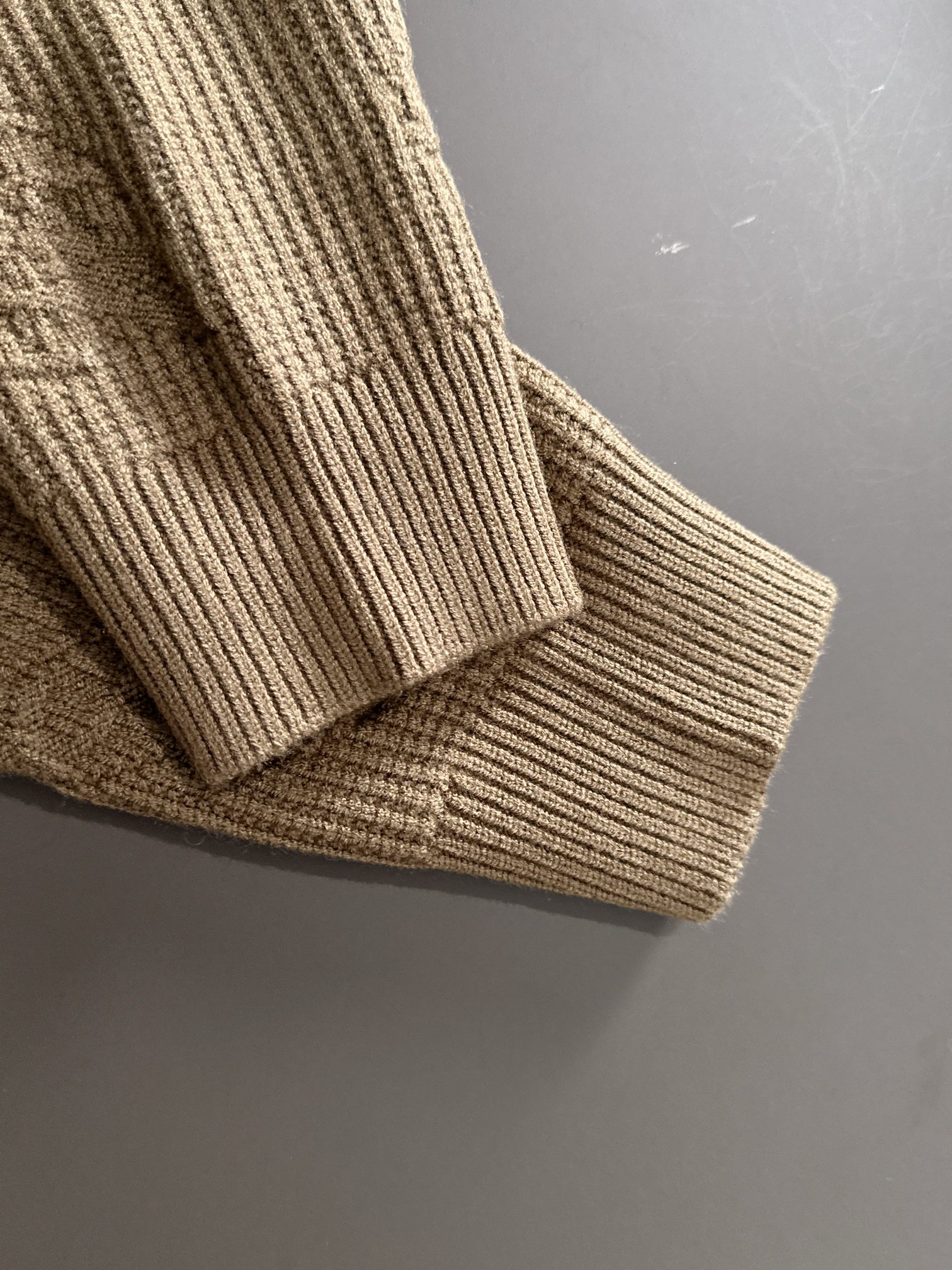 “CJCR Next-Day Delivery: Wool Mix, Comfortable Hand Feel, Embroidery Details, Fashionable Suit in M-3XL” - 图片 6