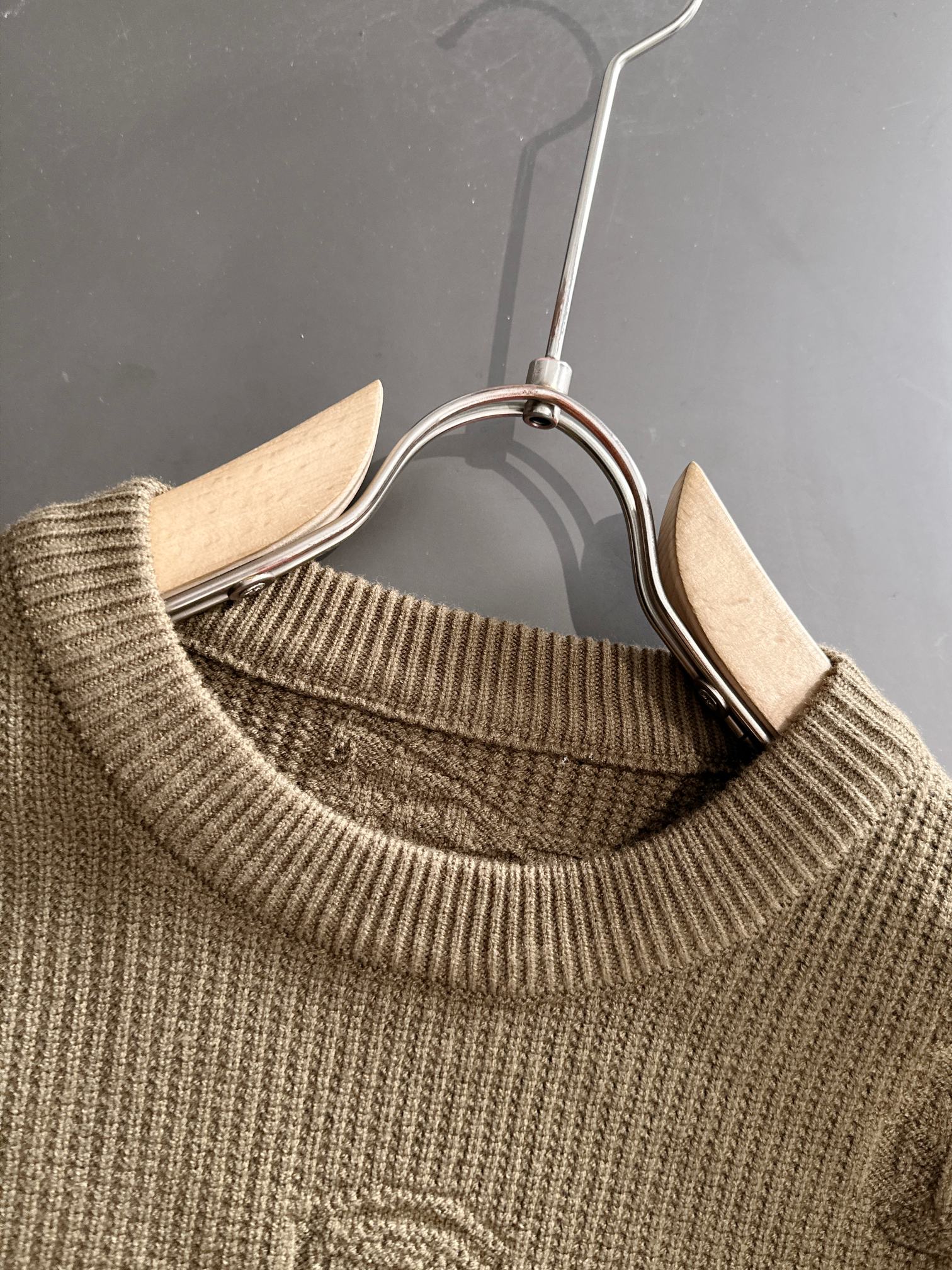 “CJCR Next-Day Delivery: Wool Mix, Comfortable Hand Feel, Embroidery Details, Fashionable Suit in M-3XL” - 图片 4