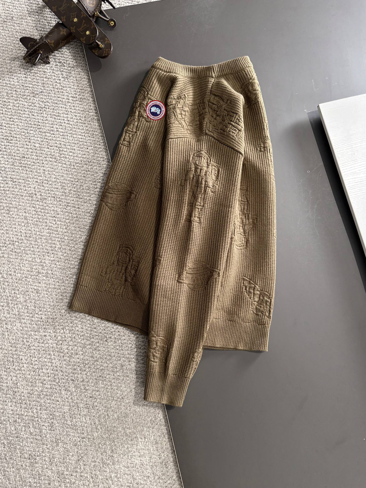 “CJCR Next-Day Delivery: Wool Mix, Comfortable Hand Feel, Embroidery Details, Fashionable Suit in M-3XL” - 图片 8