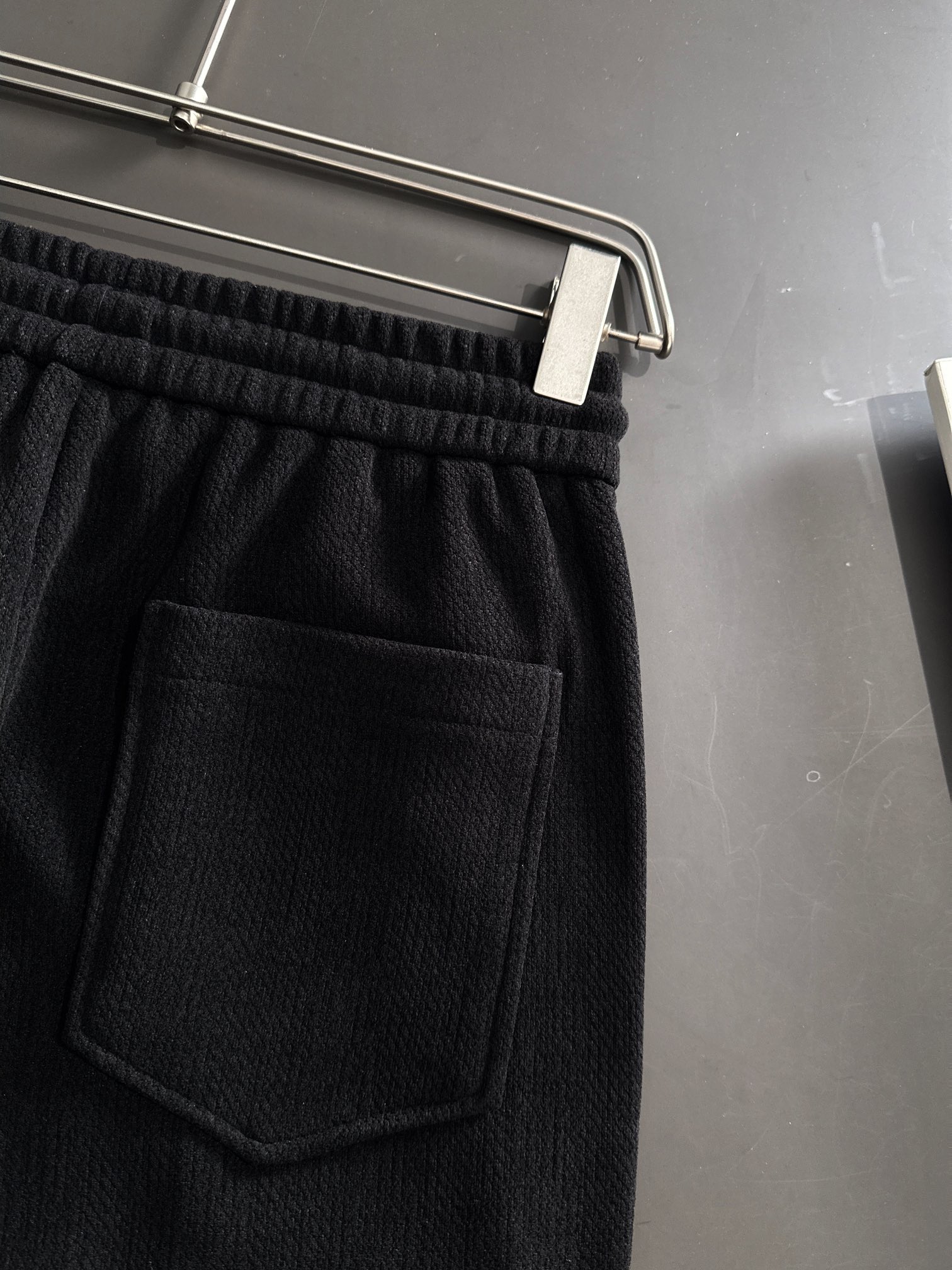 2024 New Loose-Tweeted Leisure Pants: High Quality, Tailor-Made Fabric, Comfortable Design - 图片 7