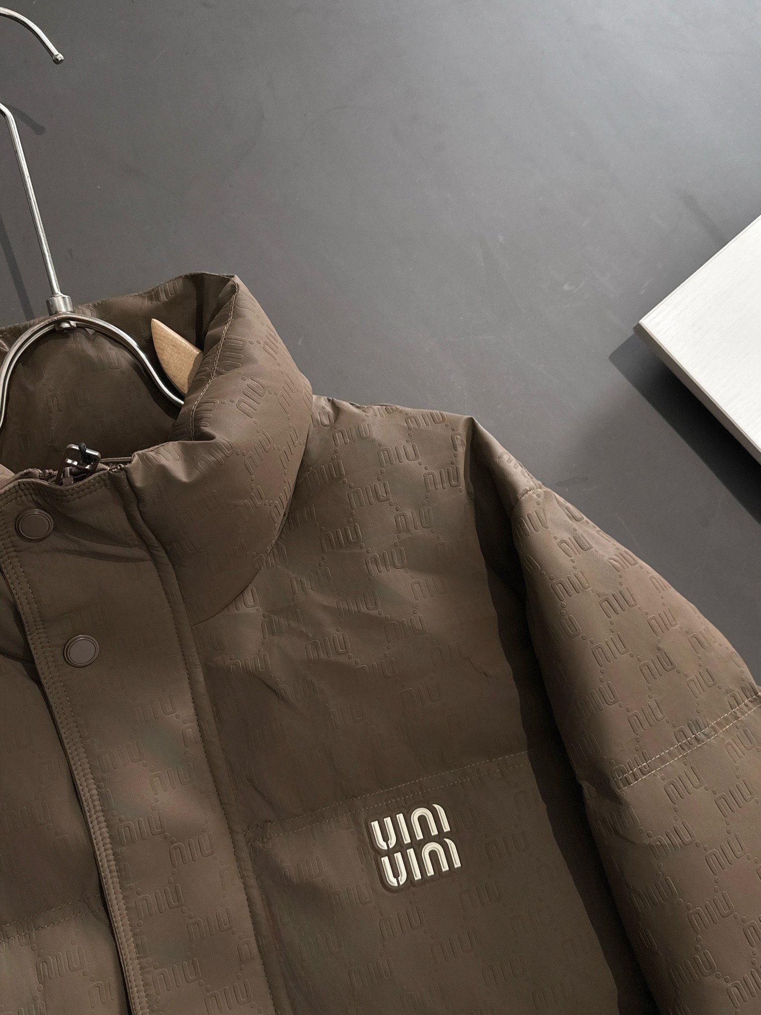 2024 Customised High-End Twilight Suit with Premium Quality Fittings - 图片 3