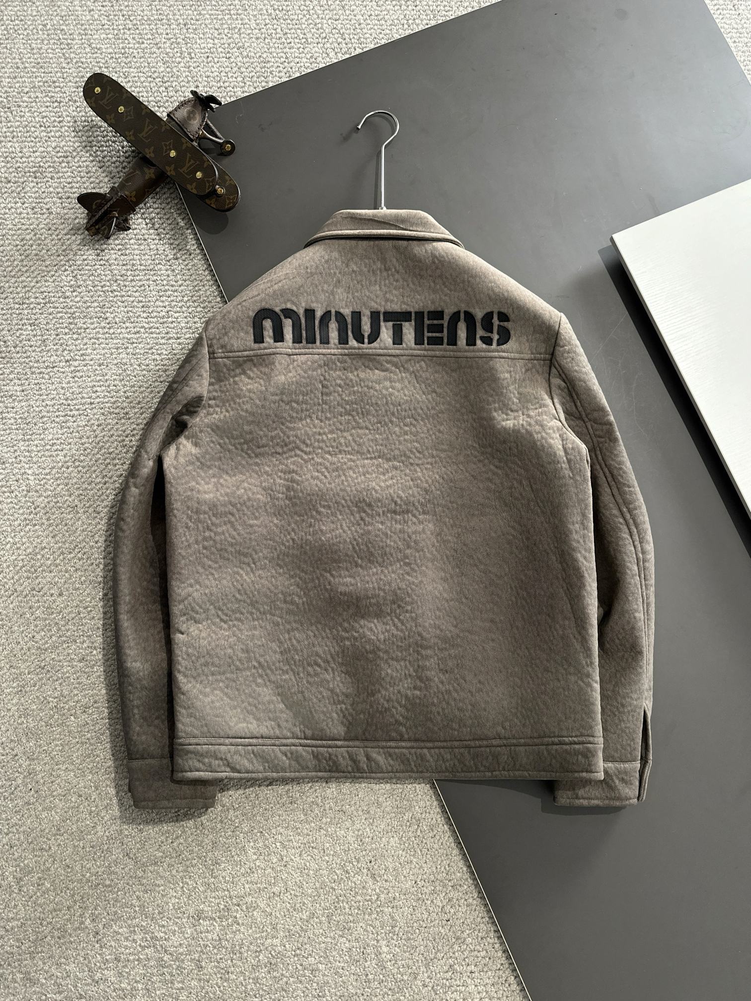 High-End Custom Velvet Jacket 2024: Super-Soft Plume, Top-Notch Quality (Size M-3XL) - 图片 9