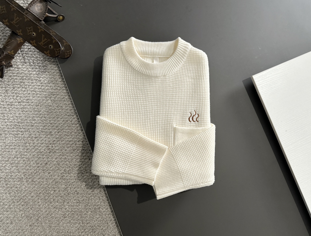 “Cjcr Lowyway Round-Collar Sweater: Wool Mix, Comfortable Hand Feel, Logo Embroidery, Fashionable Details” - 图片 7