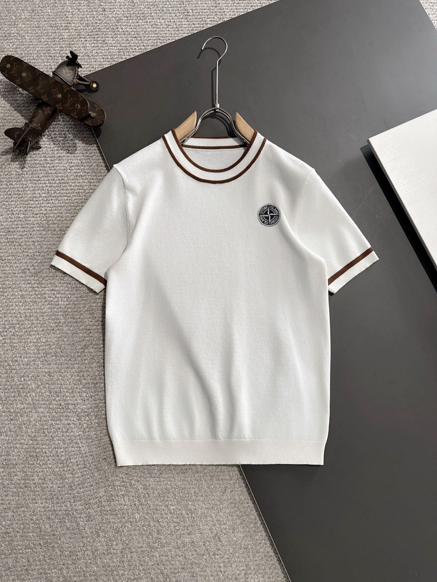 Envío al día siguiente, alta calidad, Stone Island, nueva temporada 2025 primavera/verano, camiseta de cuello…