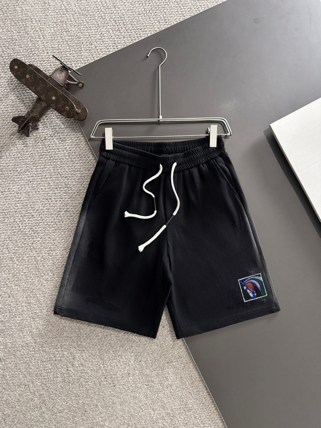 Envío al día siguiente, producto de alta gama, Hermès 2025 primavera/verano nuevos pantalones cortos casuales…