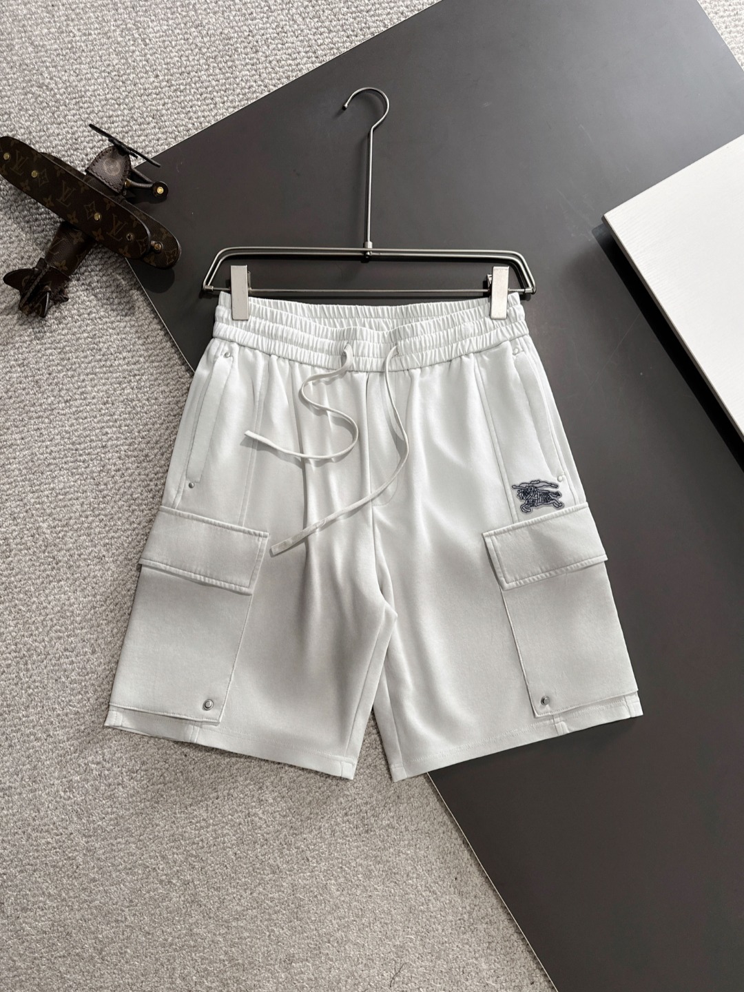 Envío al día siguiente, productos de alta gama, nuevos pantalones cortos casuales con banda elástica de primavera y ver…