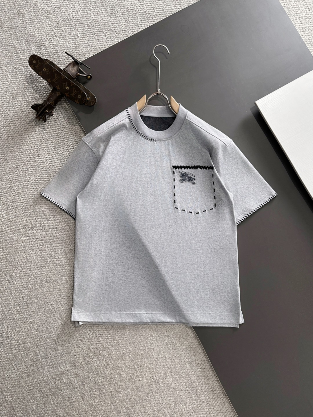 Envío al día siguiente Burberry 2025 nuevo estilo de verano (calidad superior, moneda diferenciada) lanza mangas cortas…
