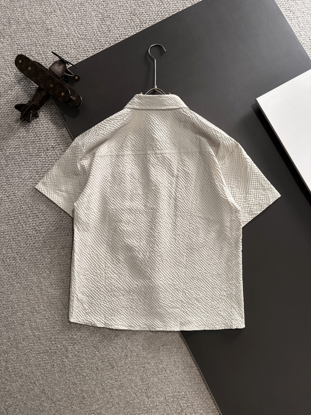 2025 New Summer Leisure Suit: P744 High-Quality, Customized Liquid Ammonium Cotton Fabric. - 图片 5