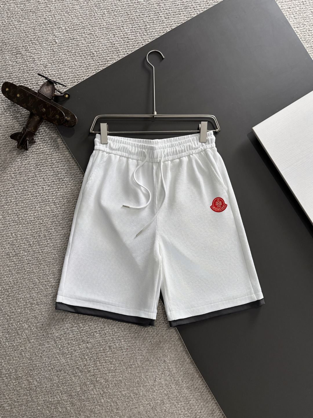2025 Summer Leisure Suit: High Quality, Customized, Sophisticated Details - 图片 6
