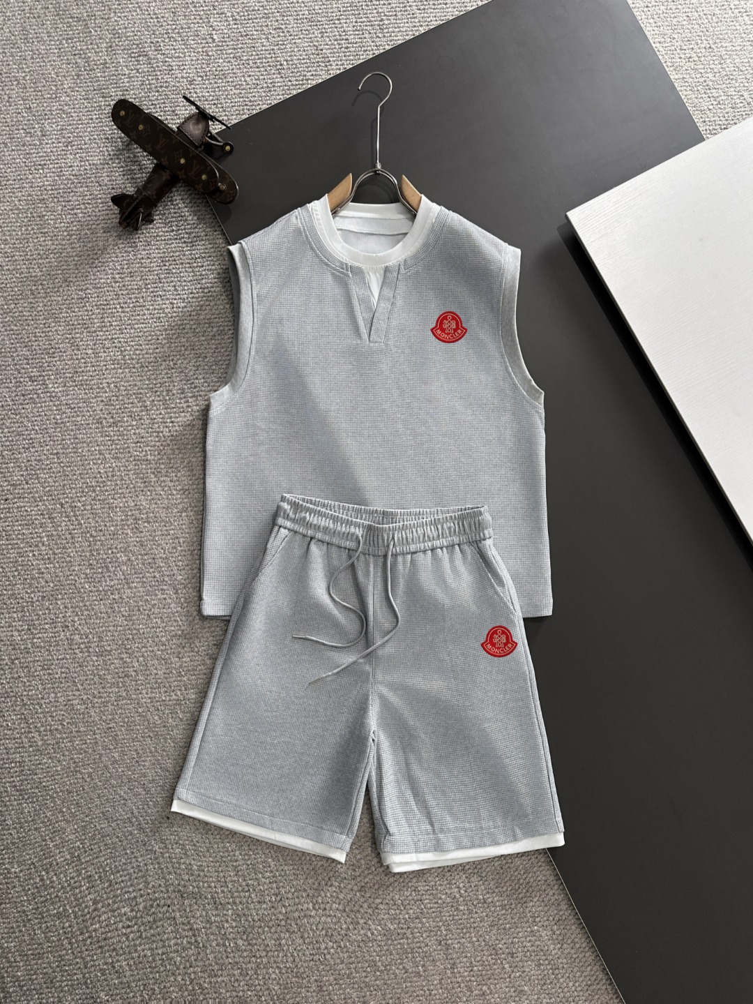 2025 Summer Leisure Suit: High Quality, Sophisticated, Customized Liquid Ammonium Cotton Fabric - 图片 1