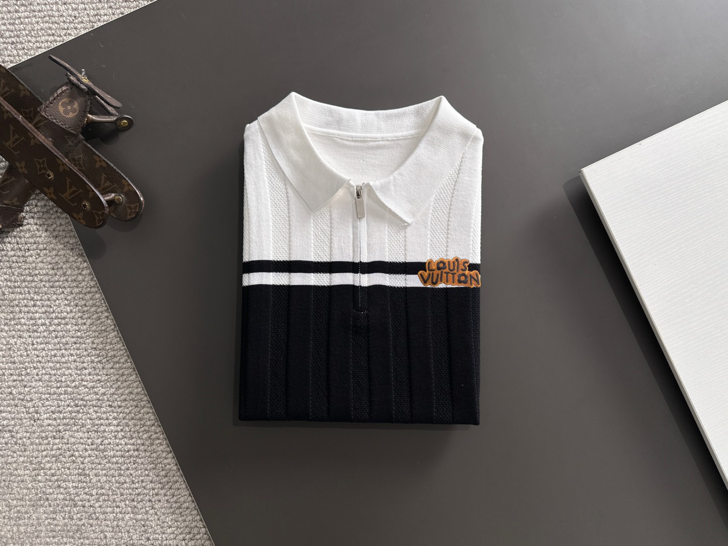 Louis Vuitton 2025 Fall/Winter Men's Polo Shirt, Cotton Knit, Embroidered Logo 9 o 1j1l7gcmvq7r183g1l1luos7dv0