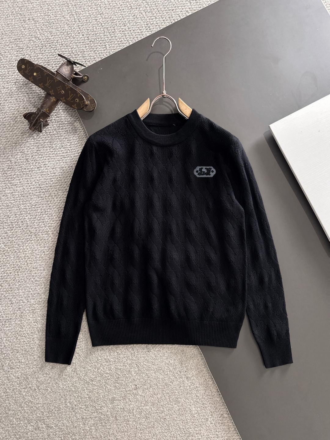 Louis Vuitton 2025 Fall/Winter Wool-Blend Sweater with Embroidered Logo