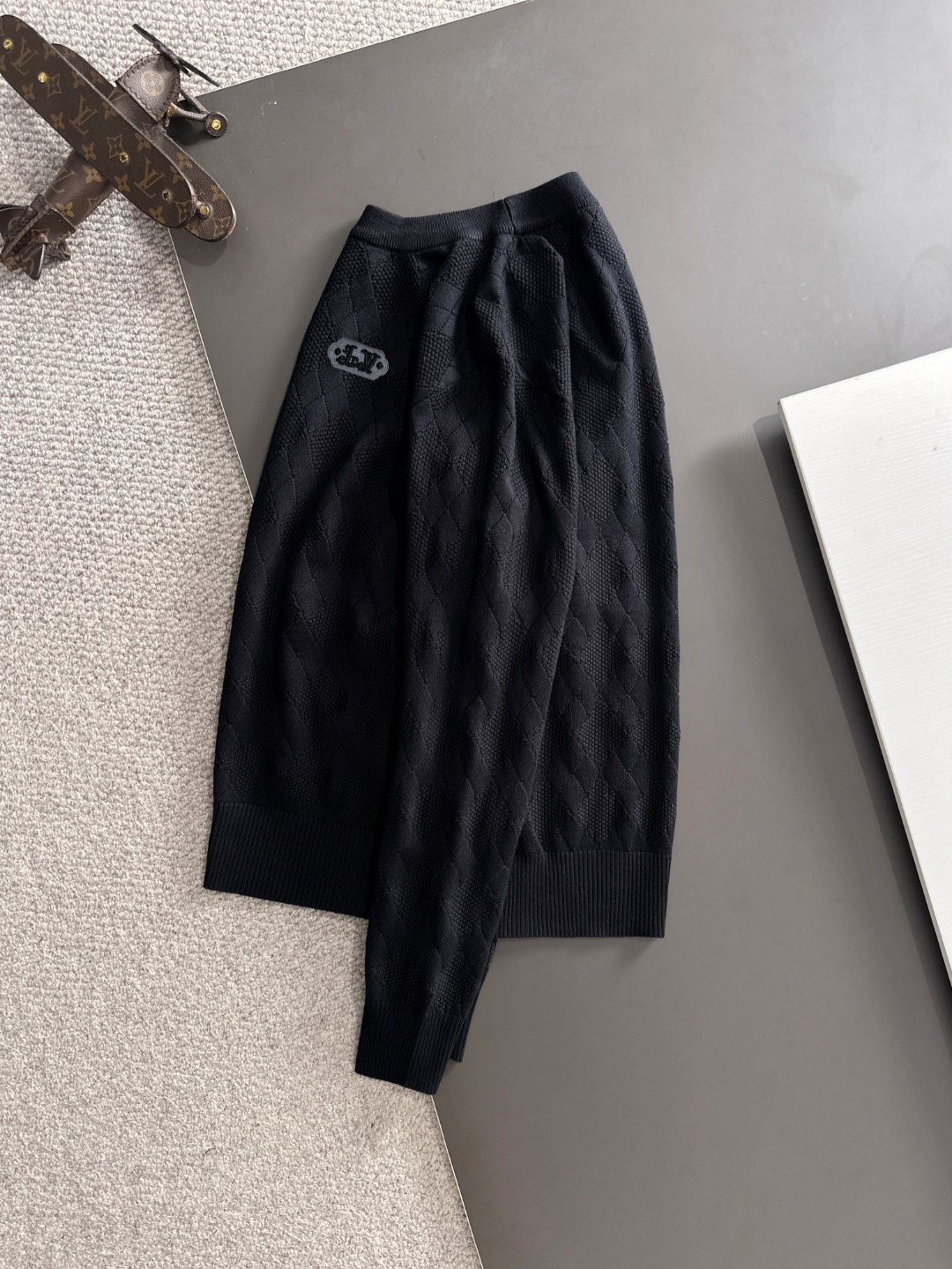 o 1j7hmd1se2v9sr4a1152fiog3