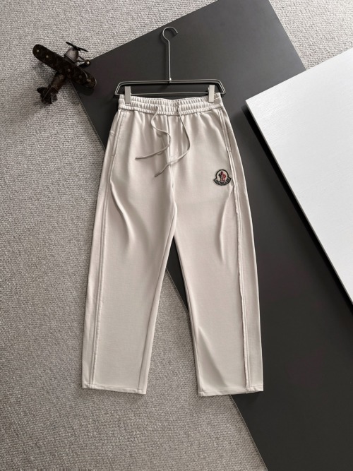 Moncler Fall 2025 Elastic Waistband Casual Pants, Thick Fabric, Breathable 1 Moncler Fall 2025 Elastic Waistband Casual Pants, Thick Fabric, Breathable
