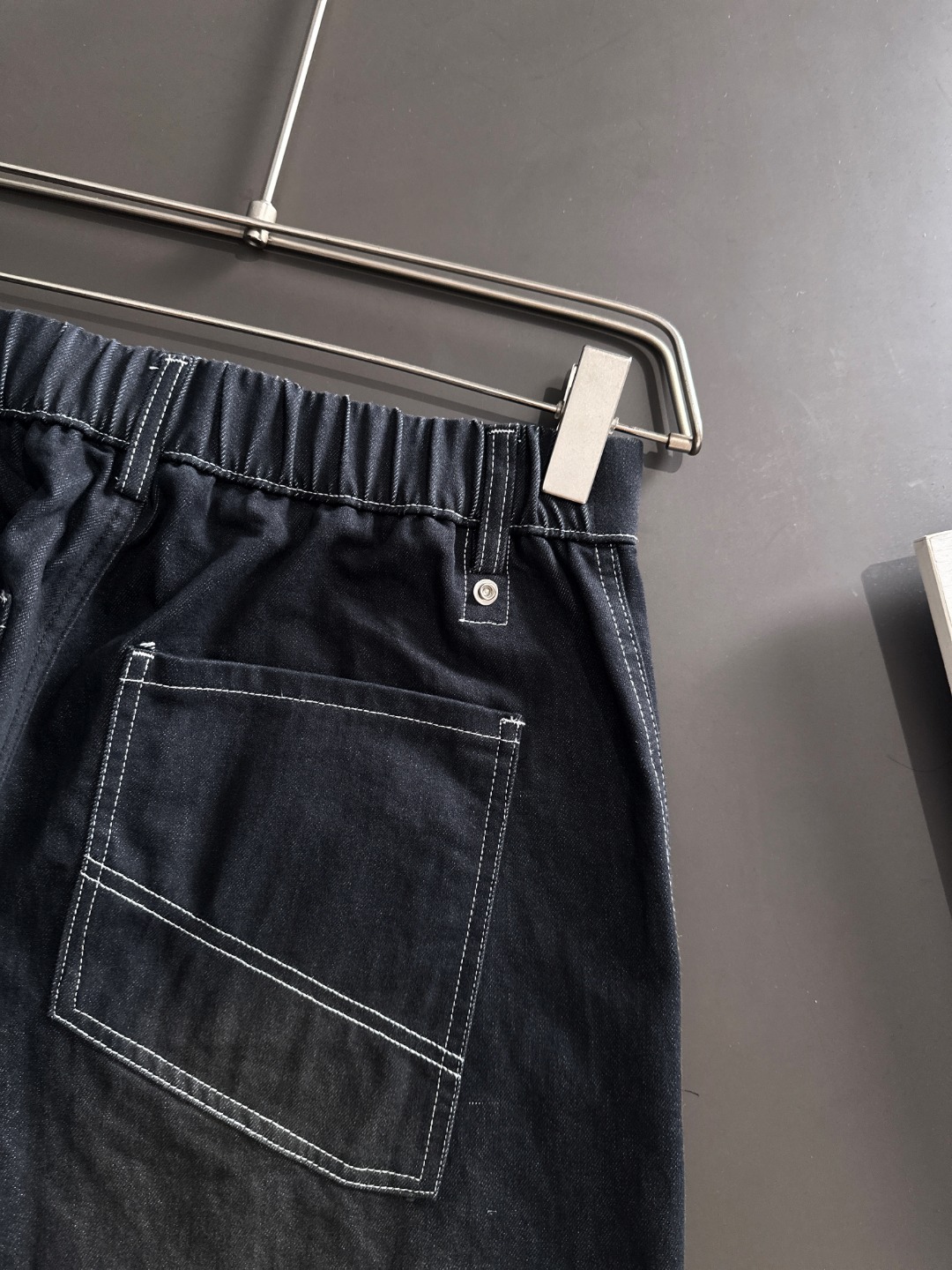 o 1j7jb9q4bq8j16r47tt1hspre48