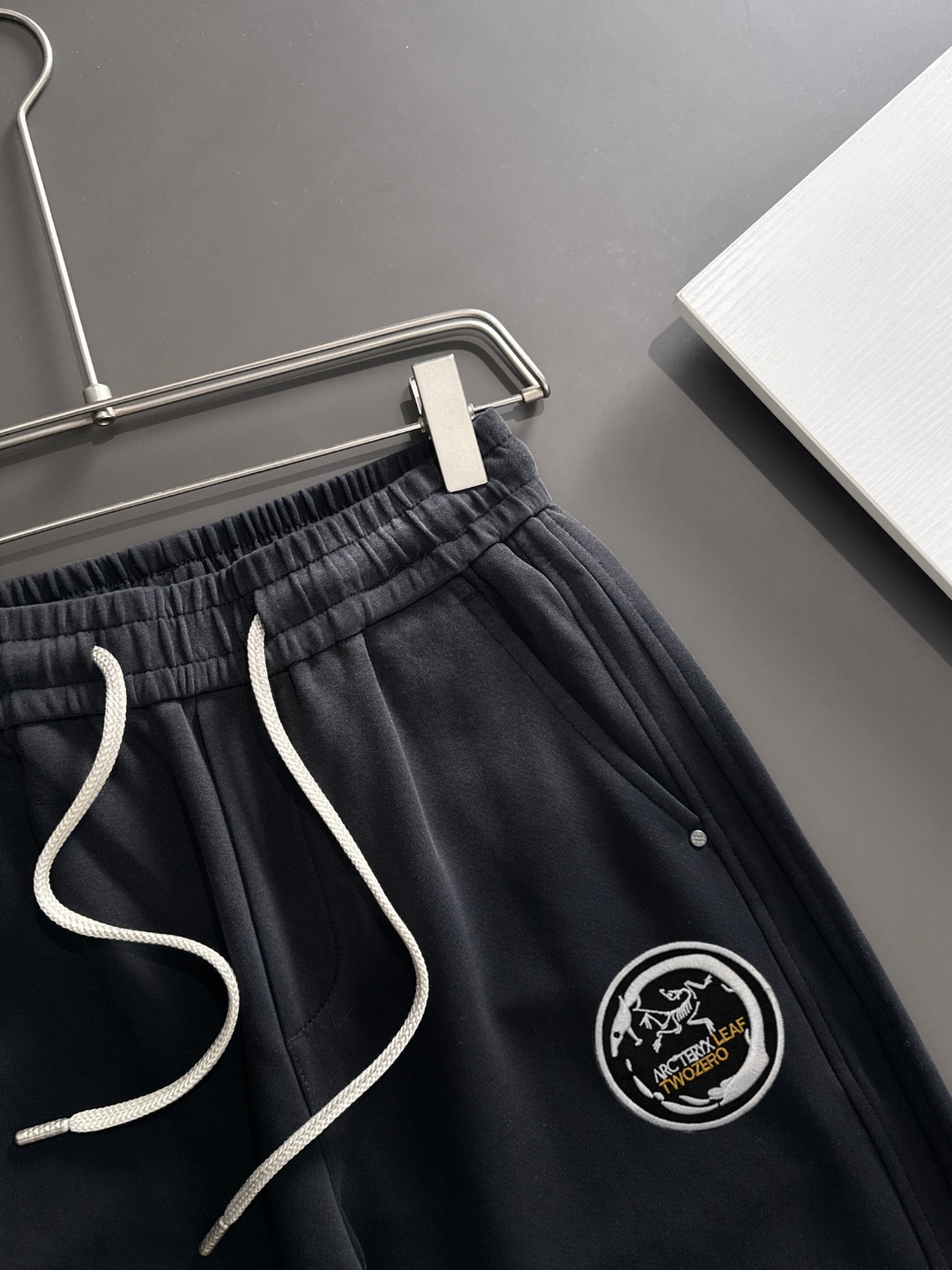 o 1j7jbj6arhl01k4q2lt1g83lgr0